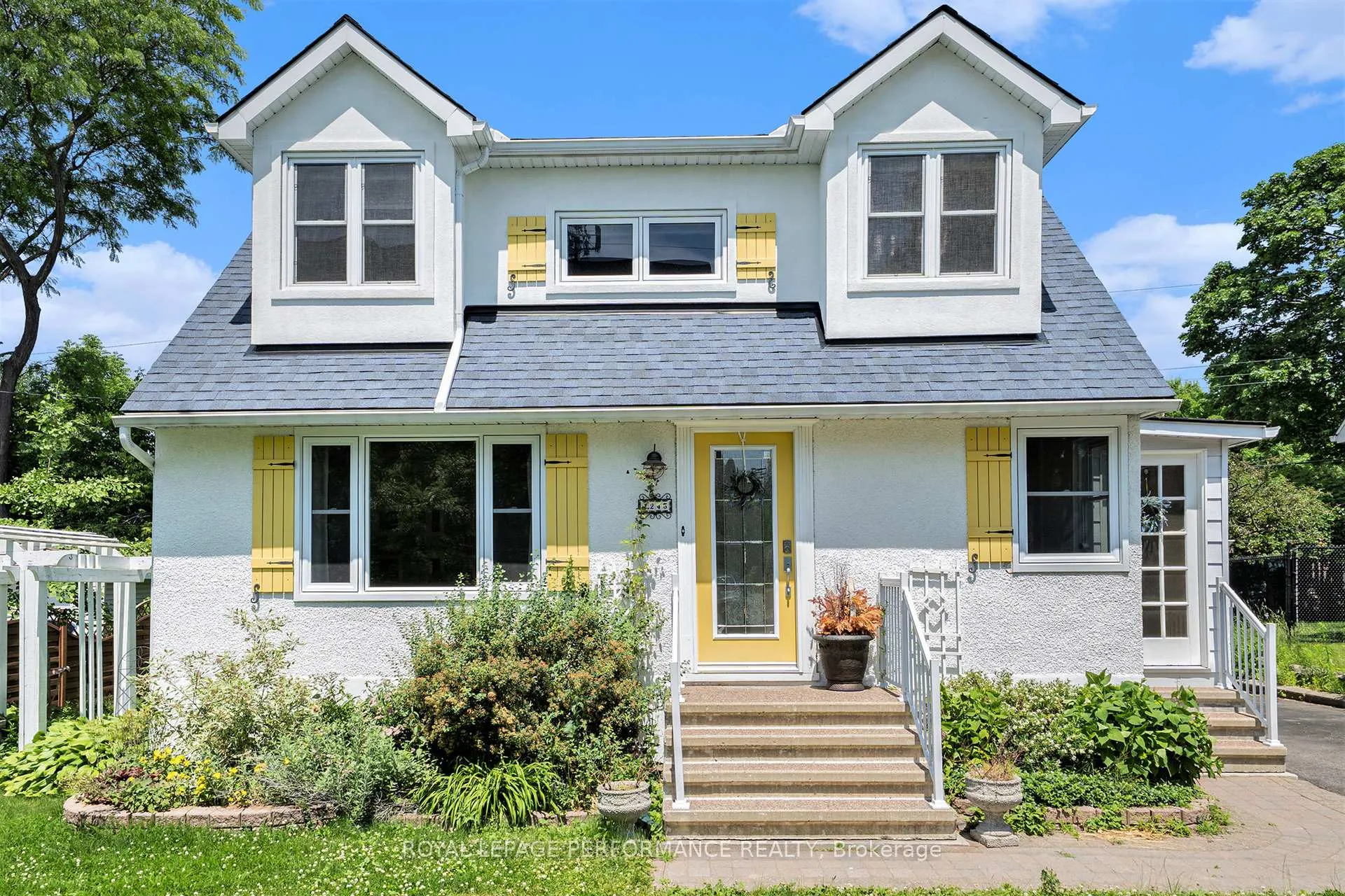 Photo 337 of 1245 Randall Avenue, Ottawa, Alta Vista — HOMEH