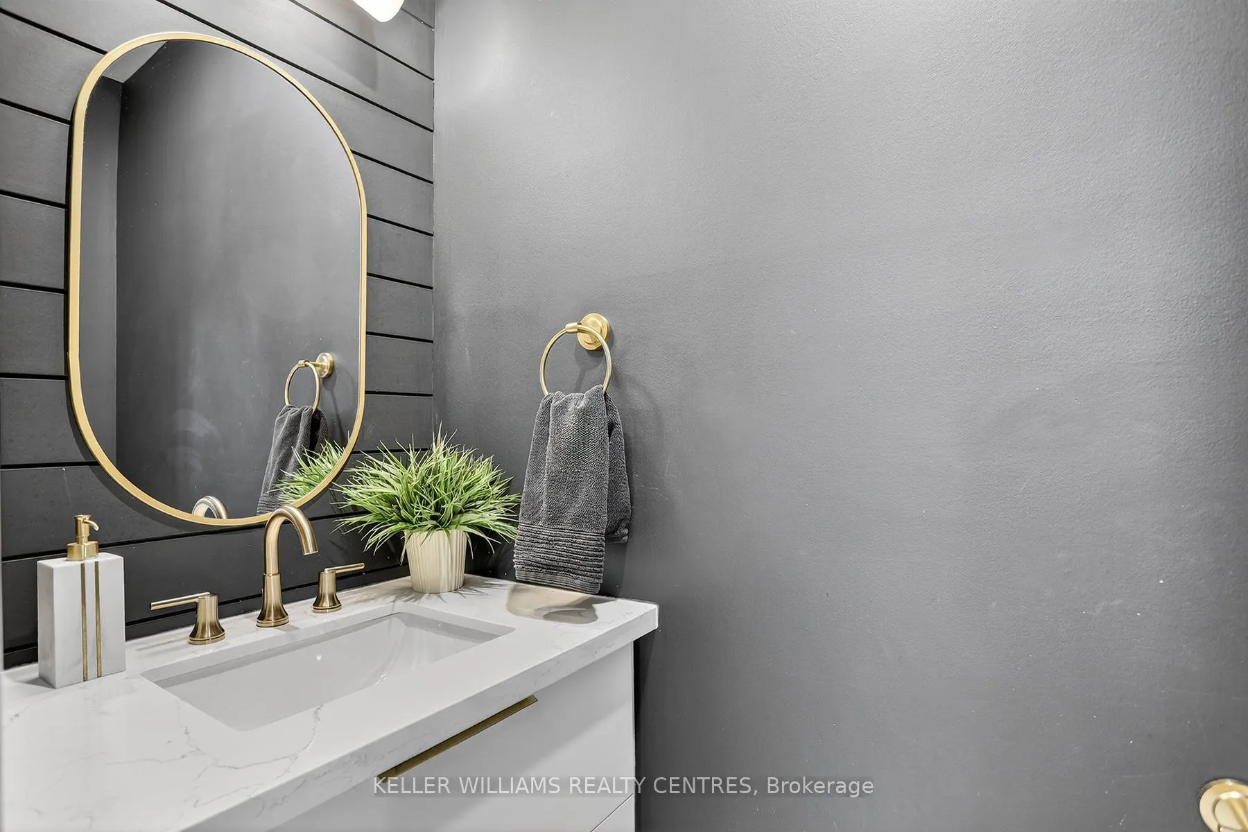 Photo 14 of 370 Strouds Lane, Pickering, Highbush — HOMEH