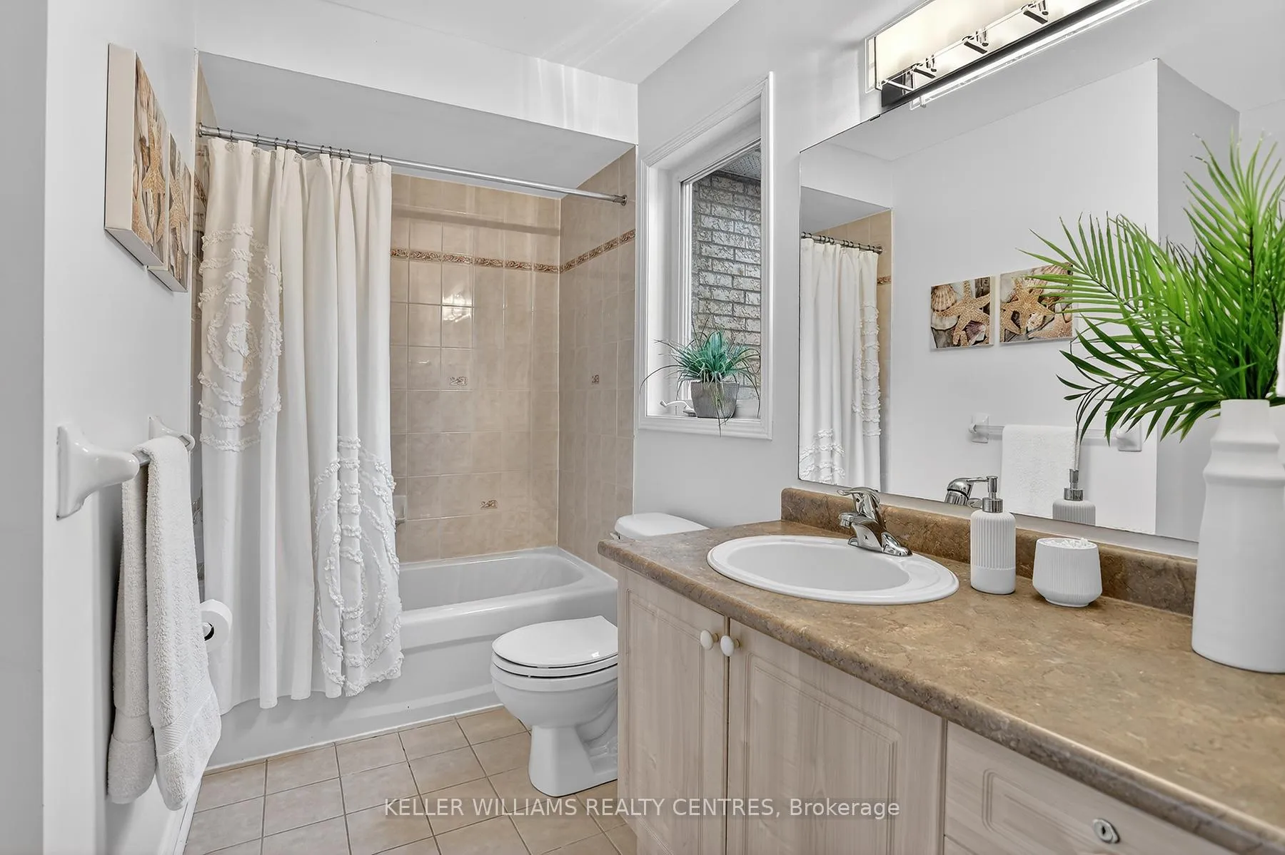 Photo 24 of 370 Strouds Lane, Pickering, Highbush — HOMEH
