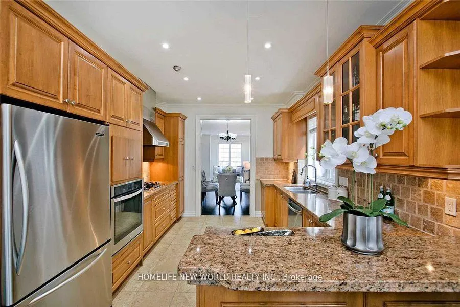 Photo 13 of 7 Roslin Avenue, Toronto, Lawrence Park North — HOMEH