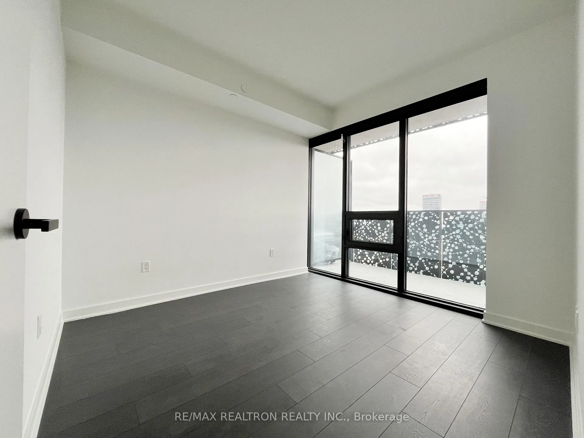 Photo 14 of Unit 4312, 55 Charles Street E, Toronto, Church-Yonge Corridor — HOMEH