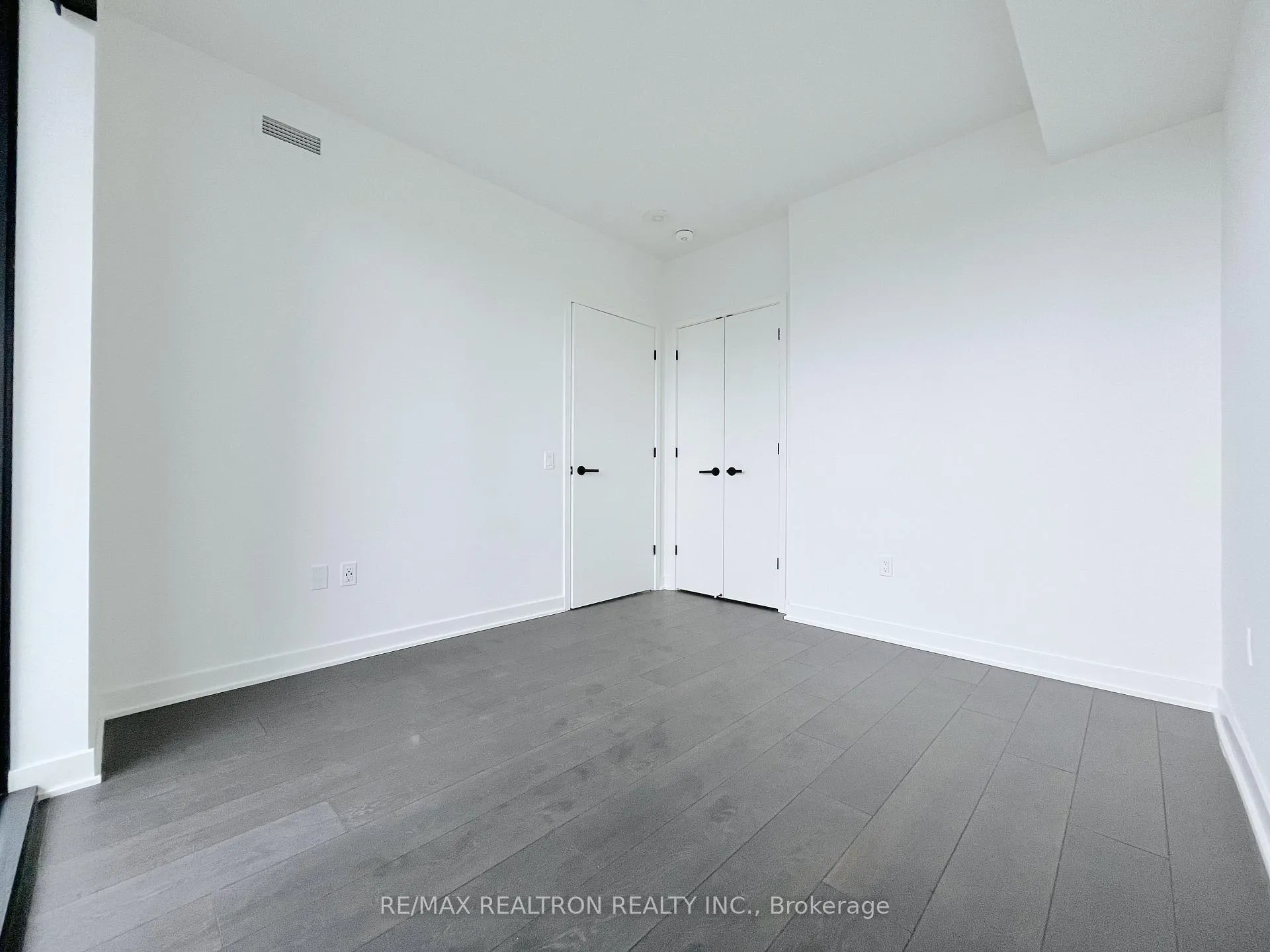 Photo 15 of Unit 4312, 55 Charles Street E, Toronto, Church-Yonge Corridor — HOMEH
