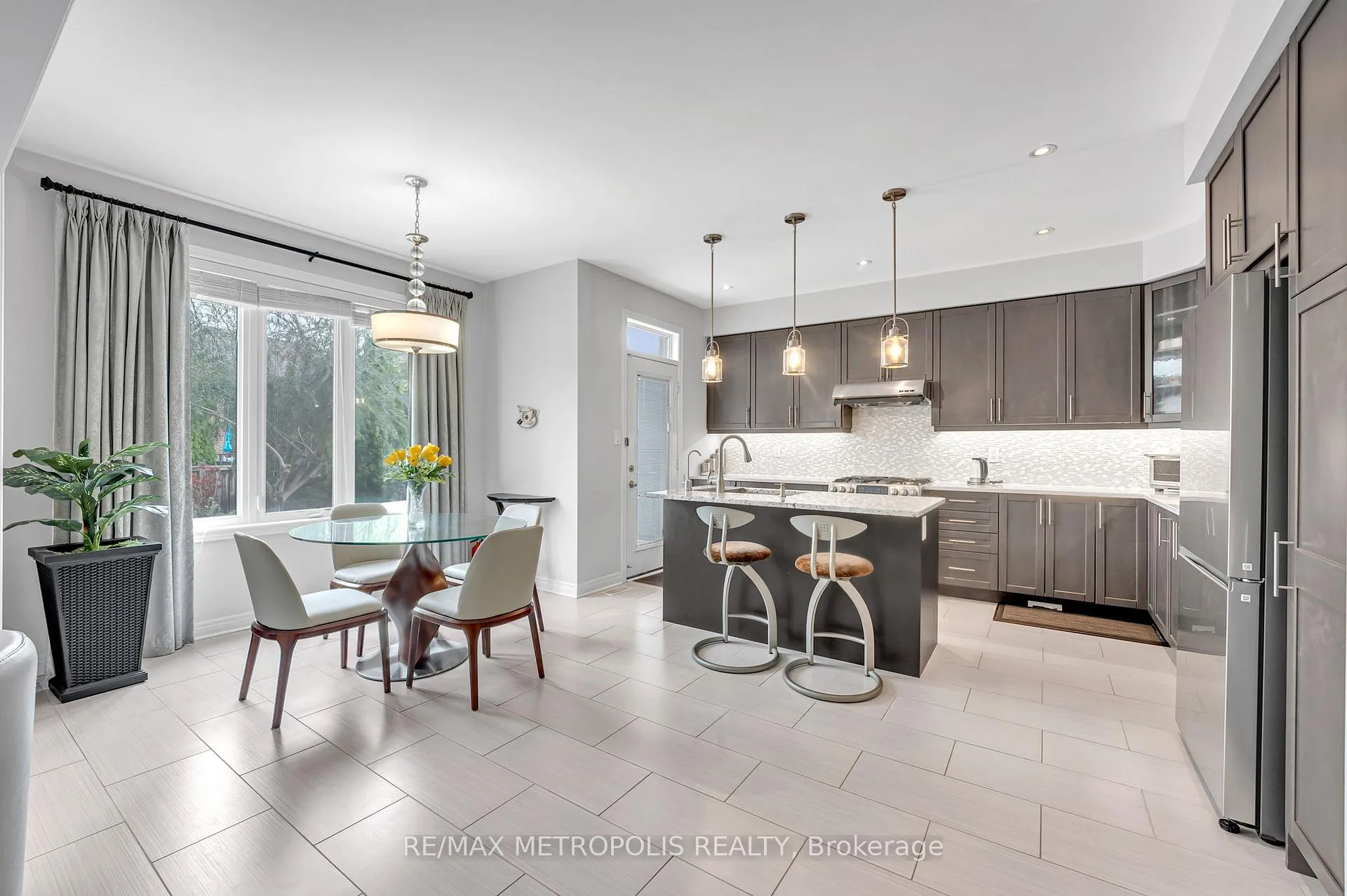 Photo 76 of 15 Rumbellow Crescent, Ajax, Northeast Ajax — HOMEH