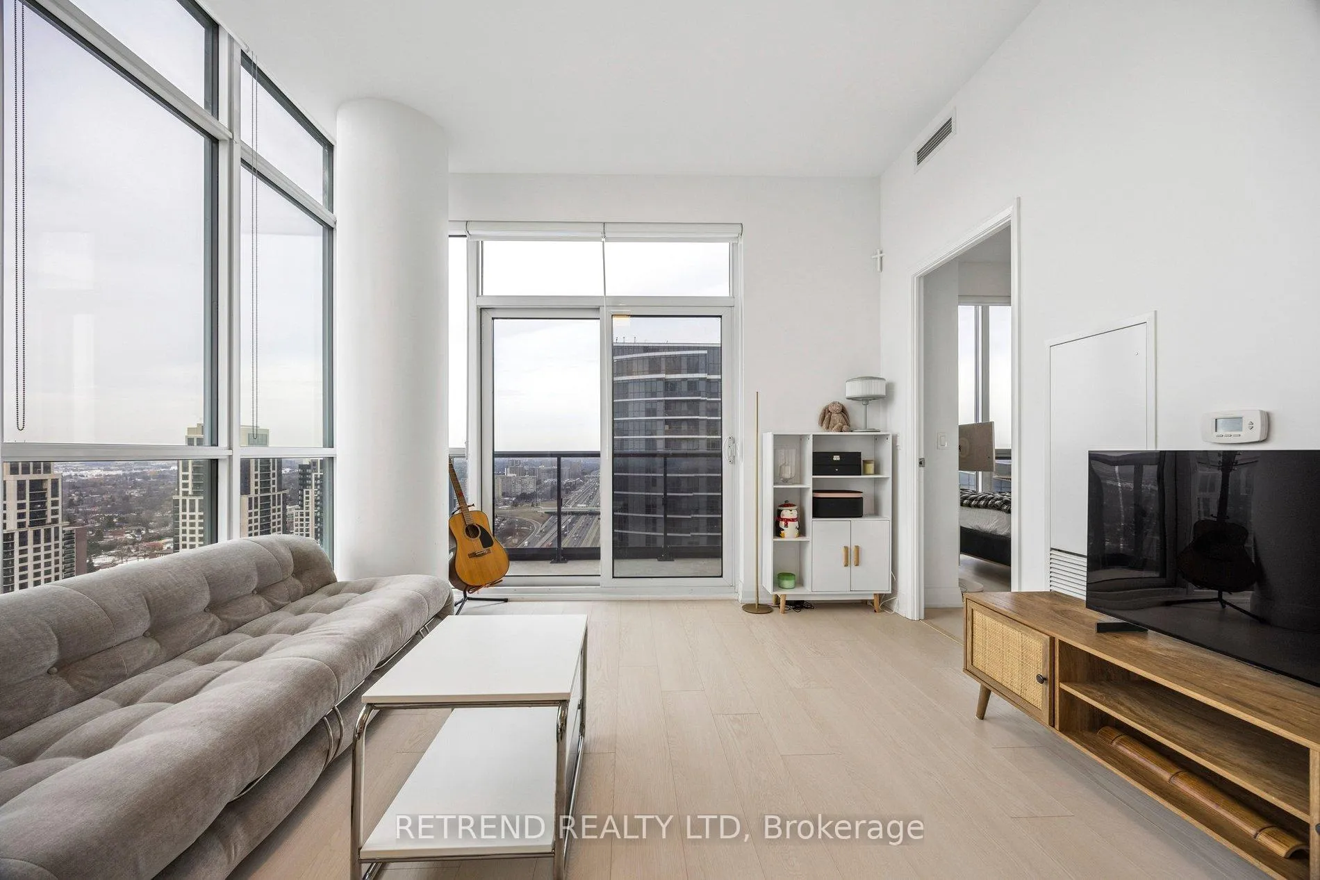 Photo 8 of Unit 3302, 30 Gibbs Road, Etobicoke, Islington-City Centre West — HOMEH