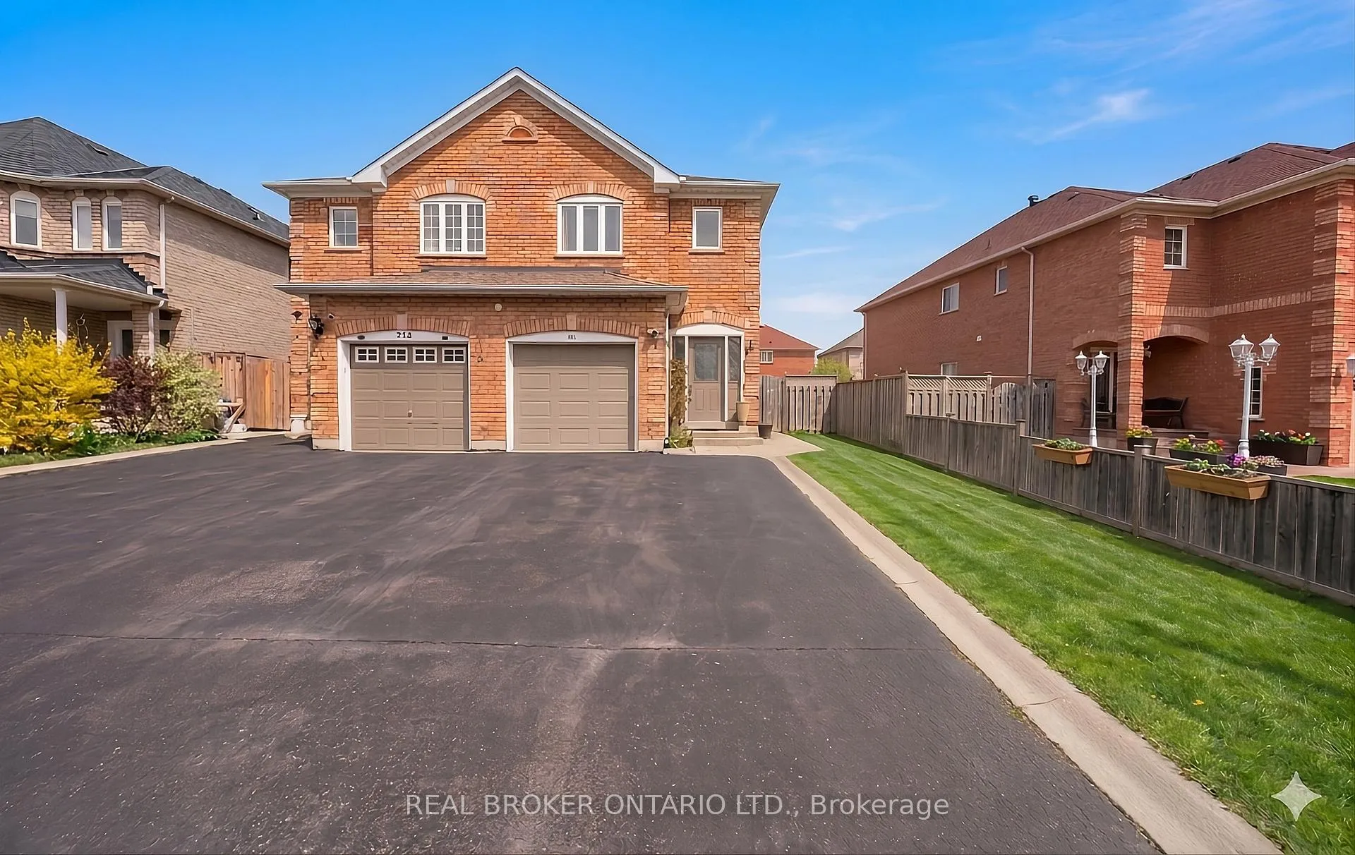 Photo 1 of 204 Tiller Trail, Brampton, Fletcher's Creek Village — HOMEH