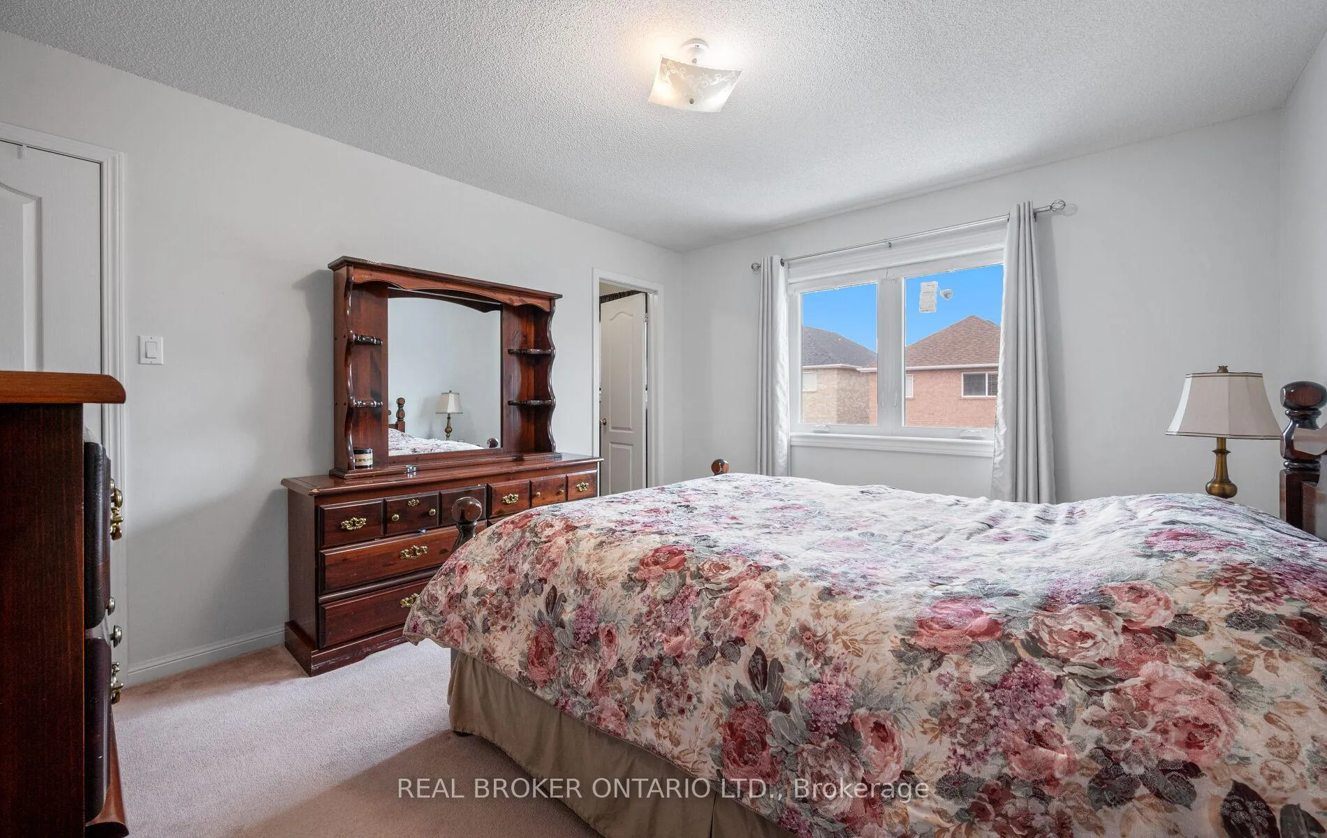 Photo 24 of 204 Tiller Trail, Brampton, Fletcher's Creek Village — HOMEH
