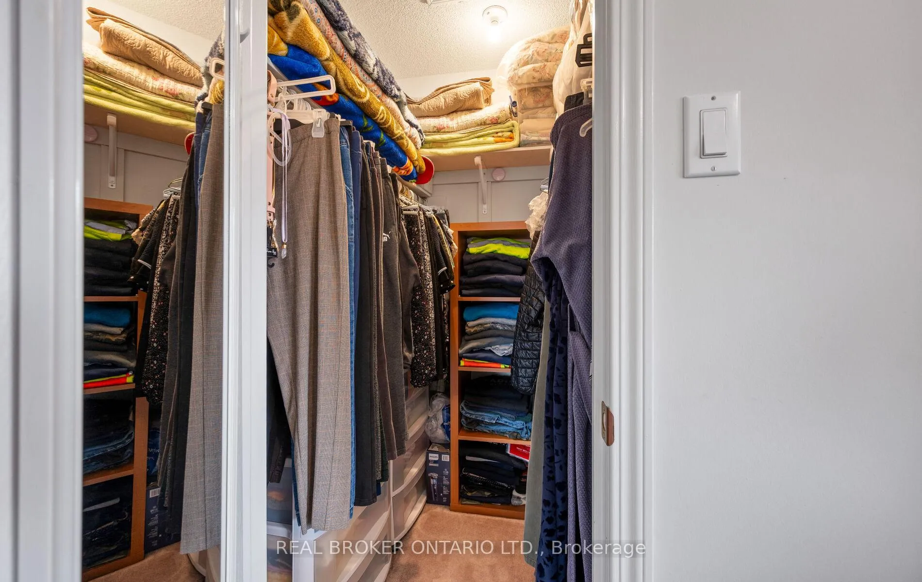 Photo 26 of 204 Tiller Trail, Brampton, Fletcher's Creek Village — HOMEH