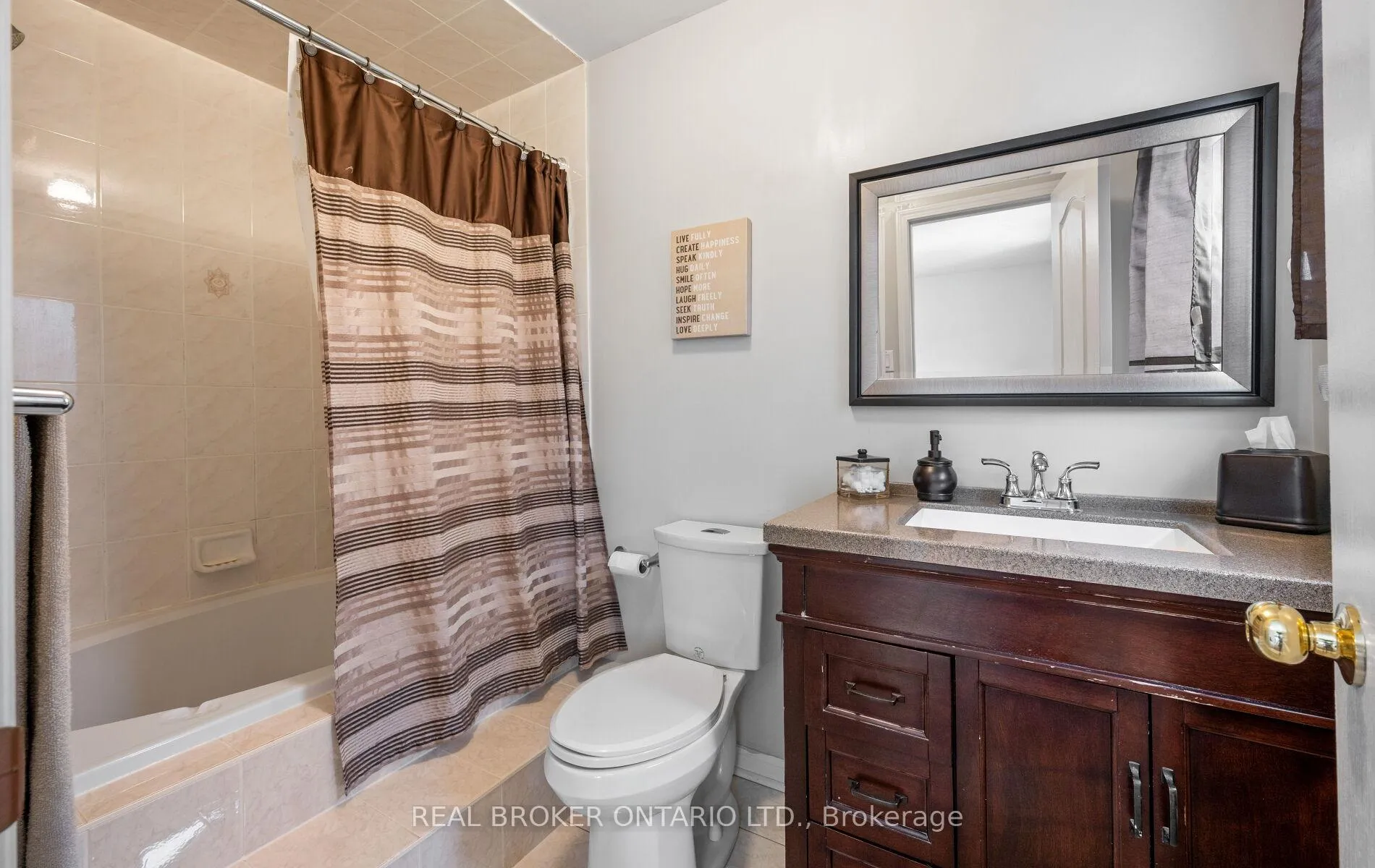 Photo 27 of 204 Tiller Trail, Brampton, Fletcher's Creek Village — HOMEH
