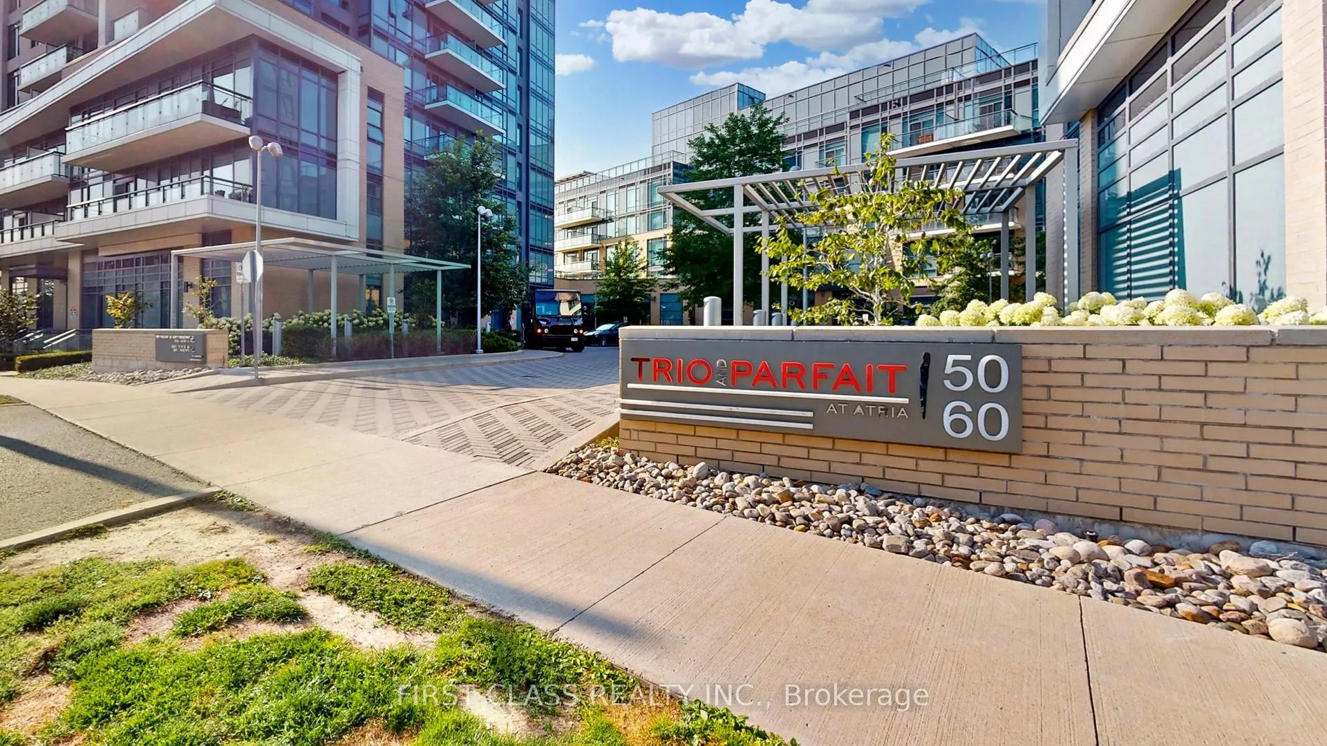 Photo 2 of Unit 521, 50 Ann O'reilly Road, North York, Henry Farm — HOMEH