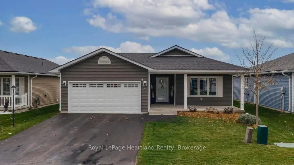 Front of 5 Windward Way N