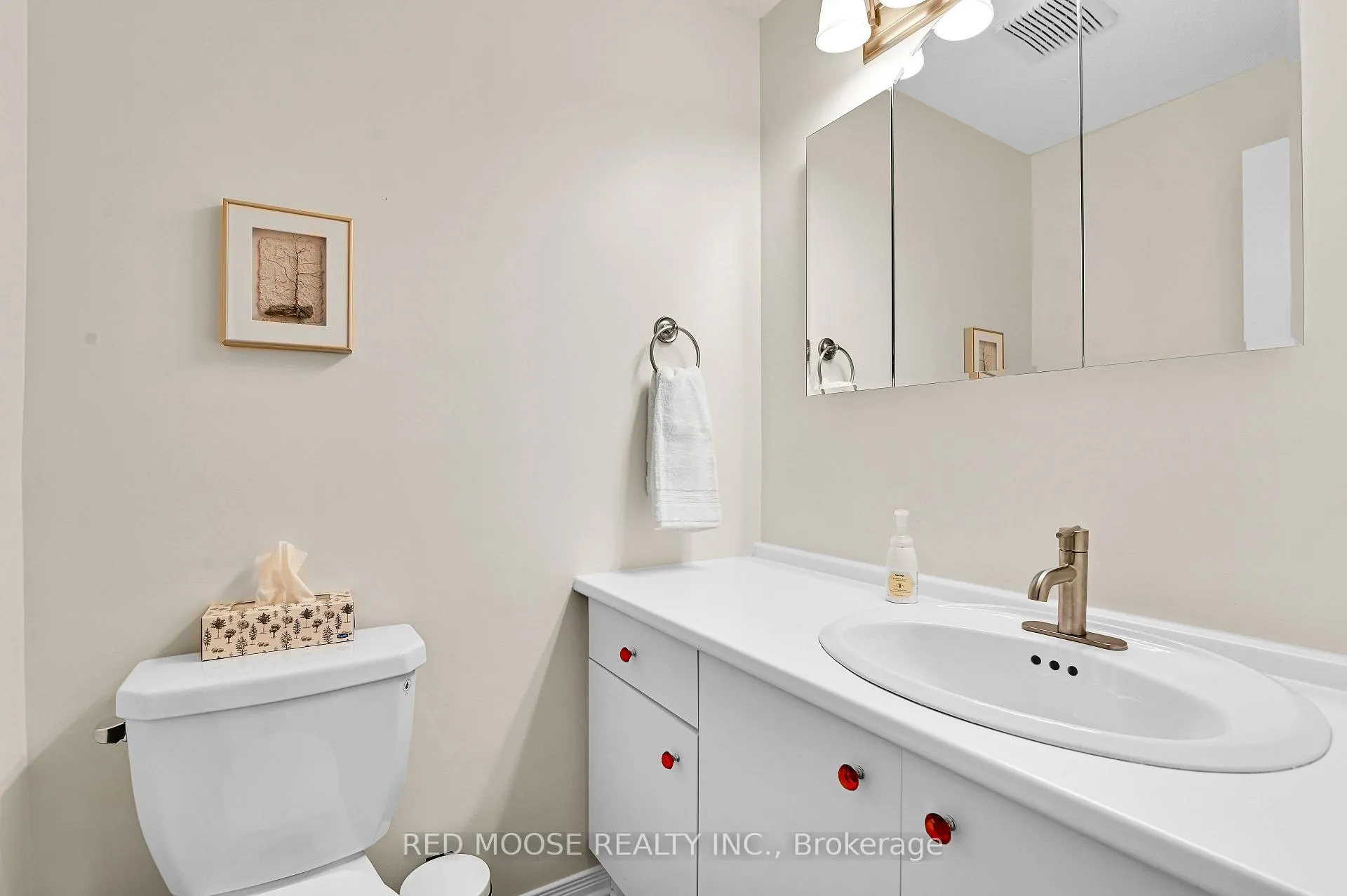Photo 58 of 16 Diceman Crescent, Ottawa, Blackburn Hamlet — HOMEH
