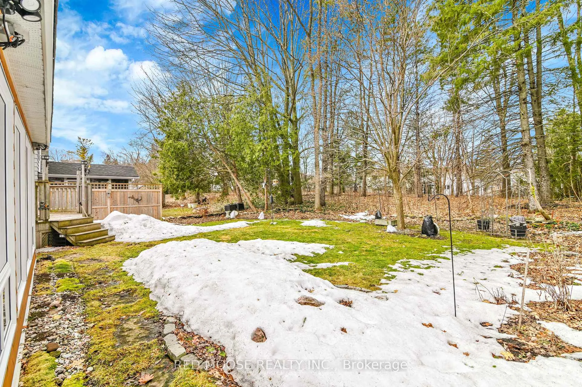 Photo 329 of 16 Diceman Crescent, Ottawa, Blackburn Hamlet — HOMEH