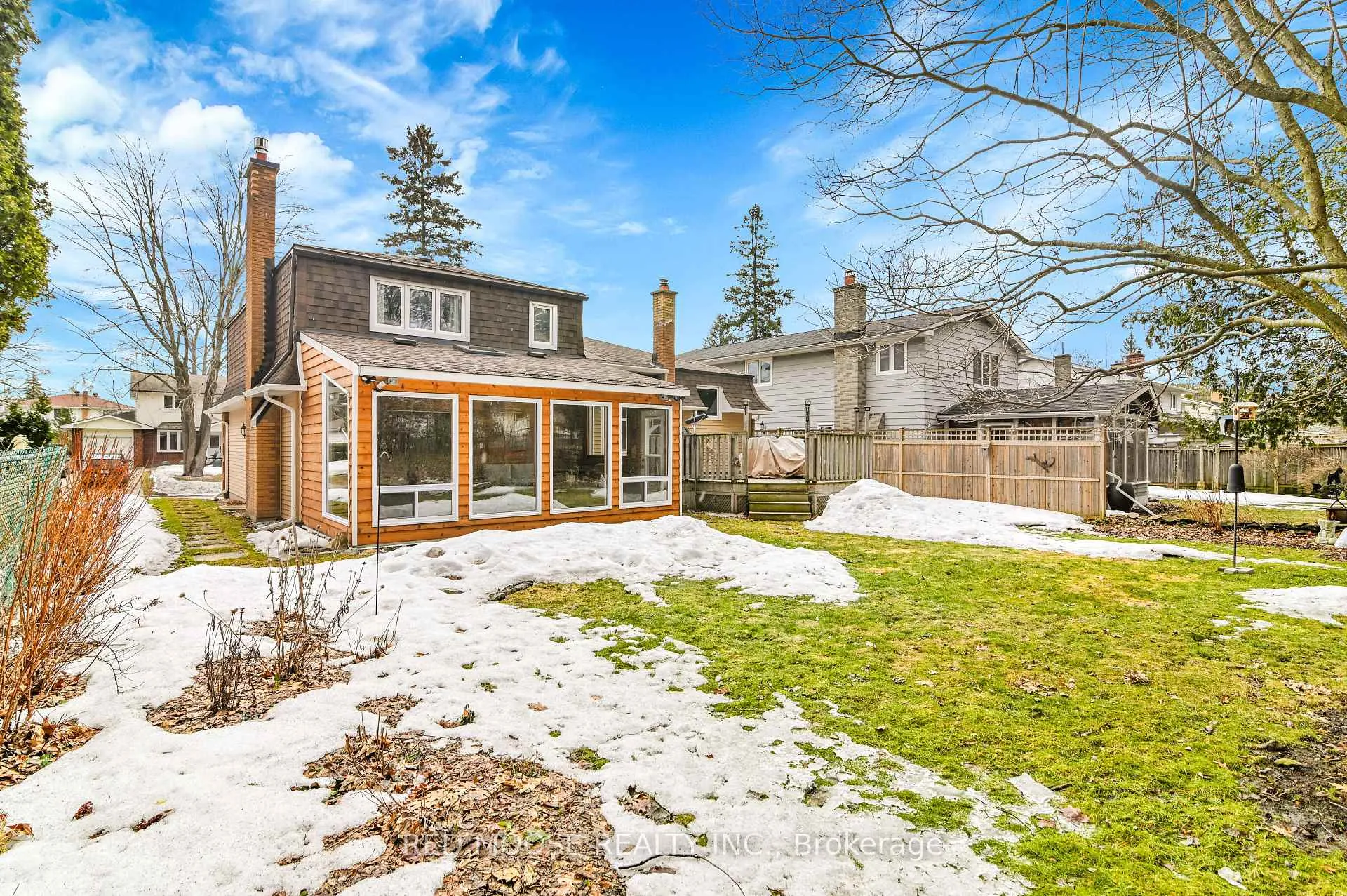 Photo 353 of 16 Diceman Crescent, Ottawa, Blackburn Hamlet — HOMEH