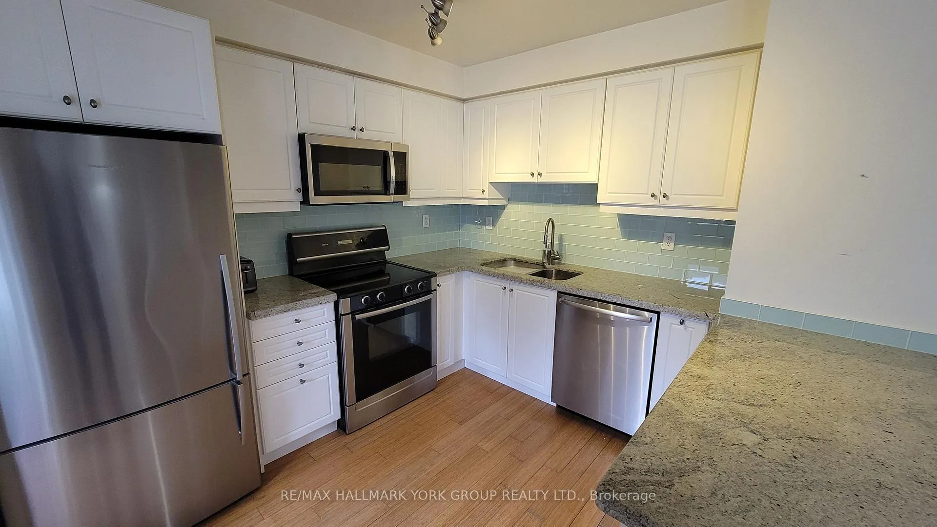 Photo 4 of 119 John West Way, Aurora, Bayview Wellington — HOMEH