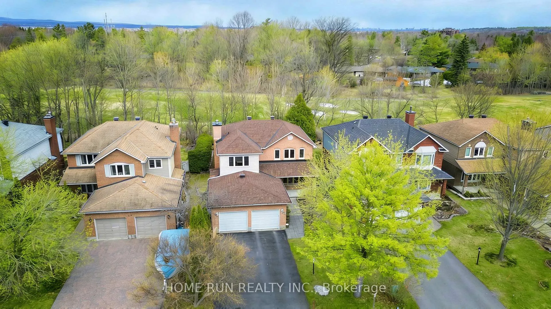 Photo 2 of 35 Weslock Way, Ottawa, Kanata - Kanata Lakes/Heritage Hills — HOMEH