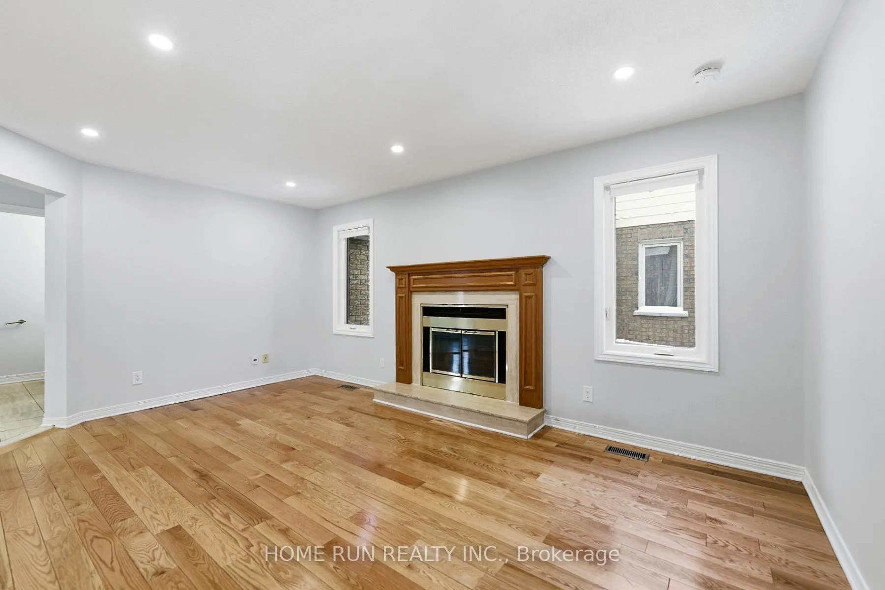 Photo 16 of 35 Weslock Way, Ottawa, Kanata - Kanata Lakes/Heritage Hills — HOMEH