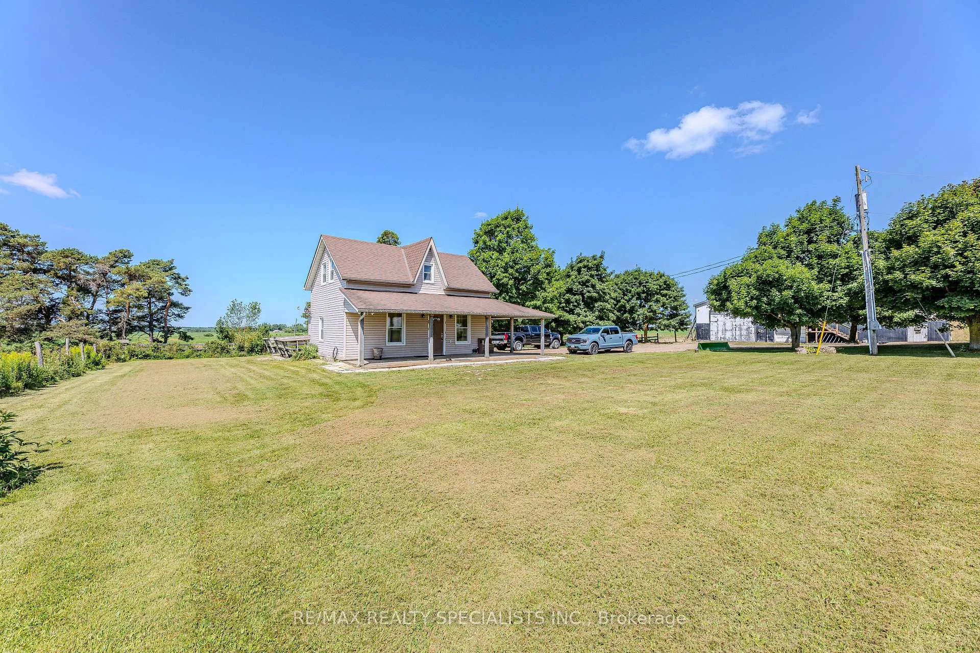 Photo 95 of 394084 County Road 12, Amaranth, Rural Amaranth — HOMEH