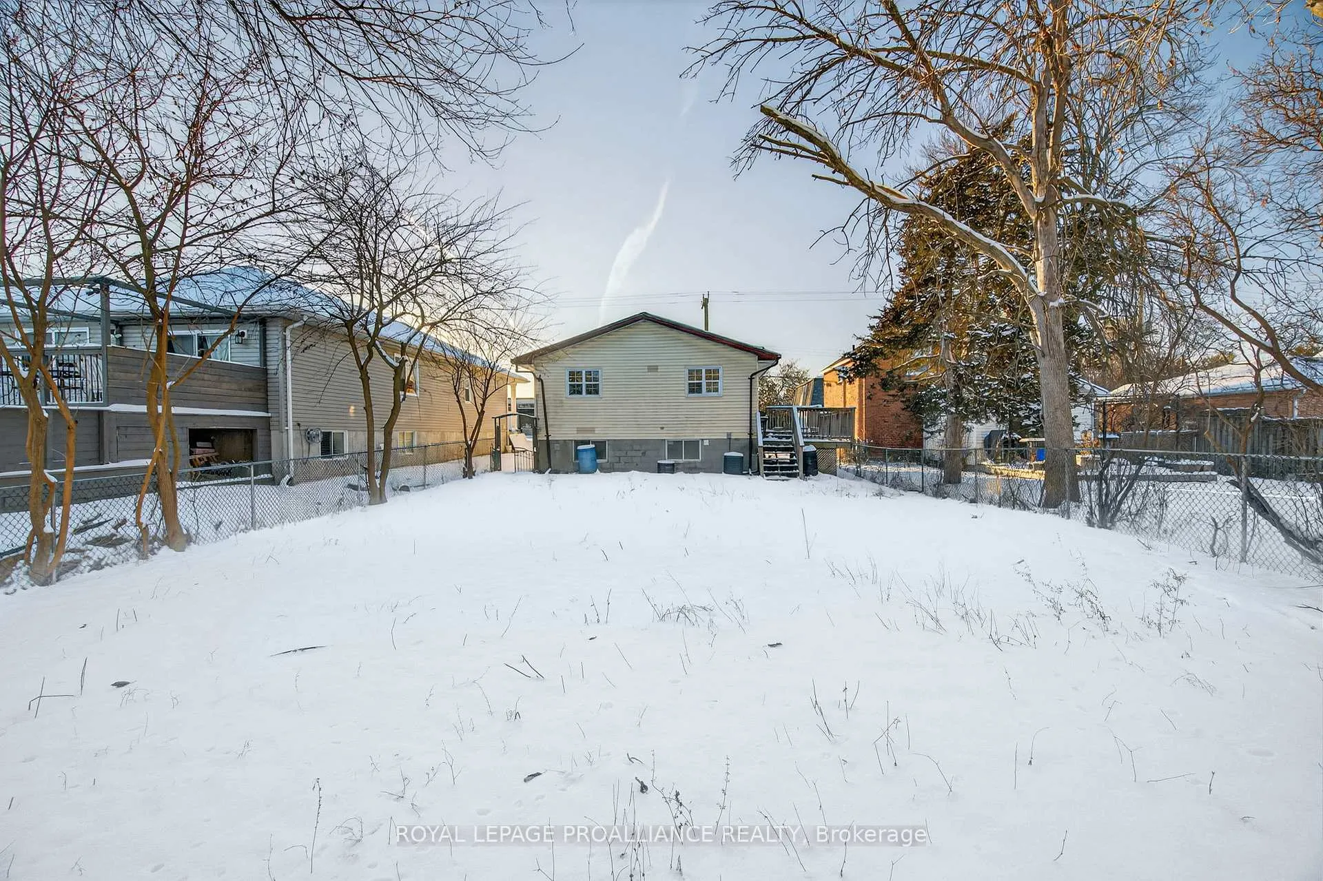 Photo 40 of 91 Stanley Street, Belleville, Belleville Ward — HOMEH