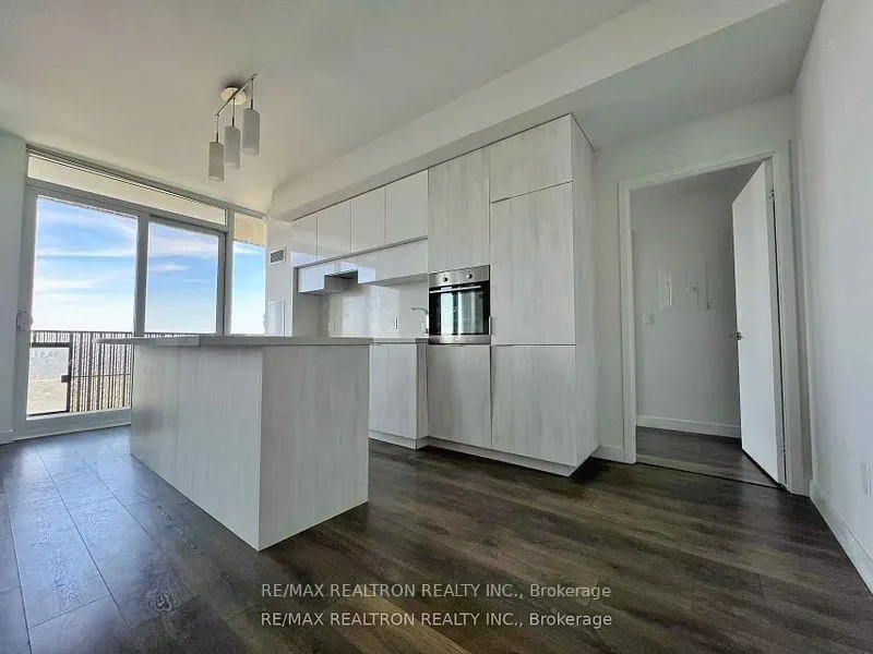 Photo 14 of Unit 5705, 8 Eglinton Avenue E, Toronto, Mount Pleasant West — HOMEH