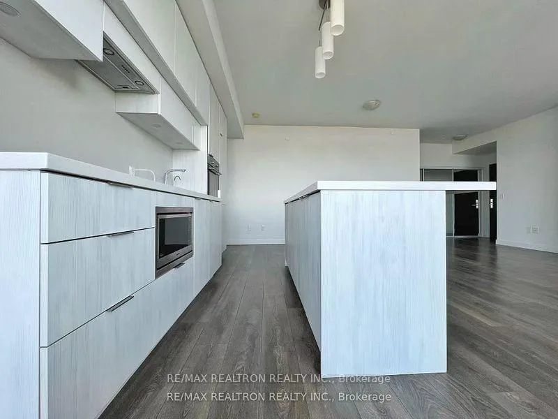 Photo 16 of Unit 5705, 8 Eglinton Avenue E, Toronto, Mount Pleasant West — HOMEH