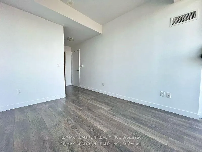 Photo 24 of Unit 5705, 8 Eglinton Avenue E, Toronto, Mount Pleasant West — HOMEH