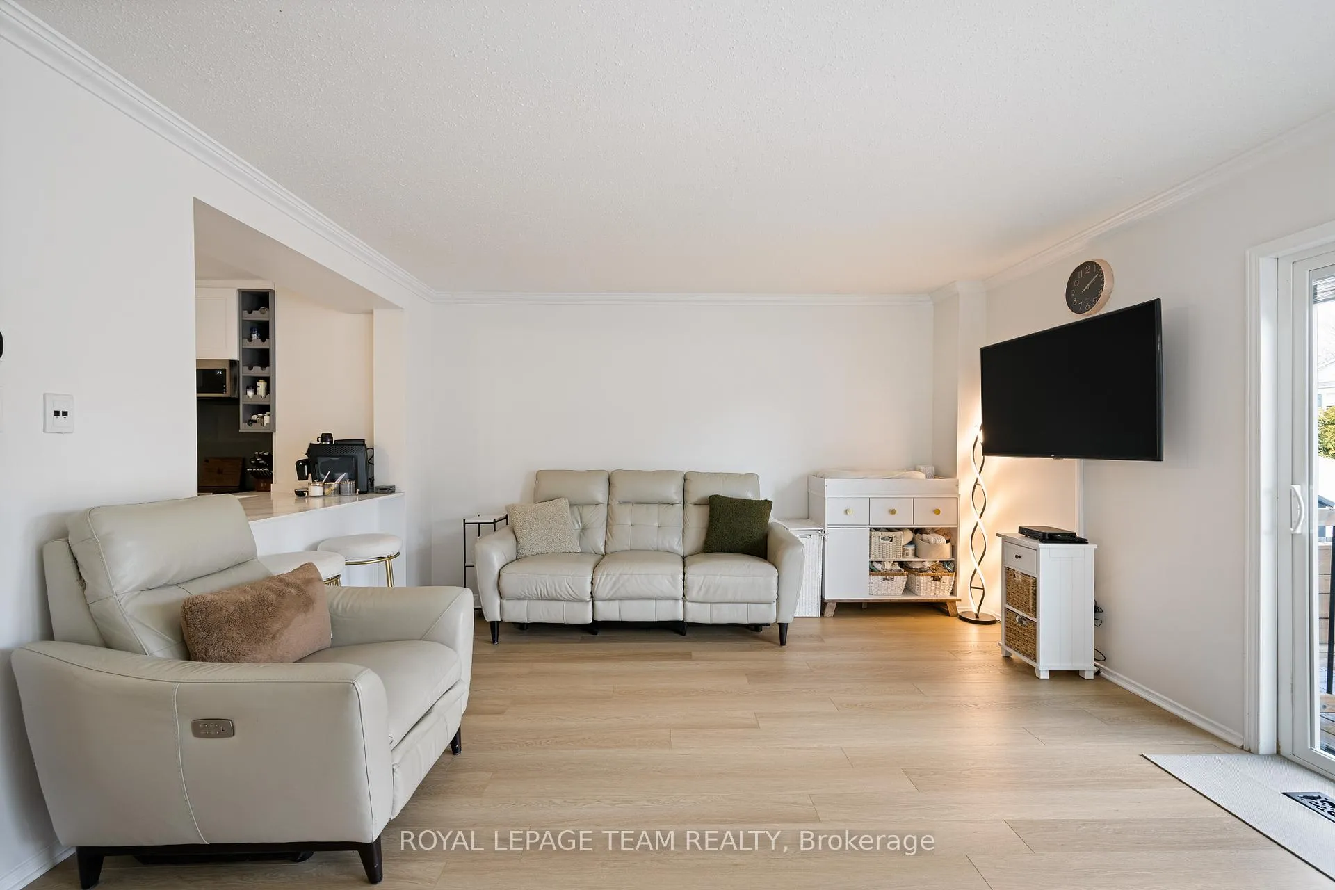 Photo 10 of 19 Armadale Crescent, Ottawa, Barrhaven - Cedargrove/Fraserdale — HOMEH
