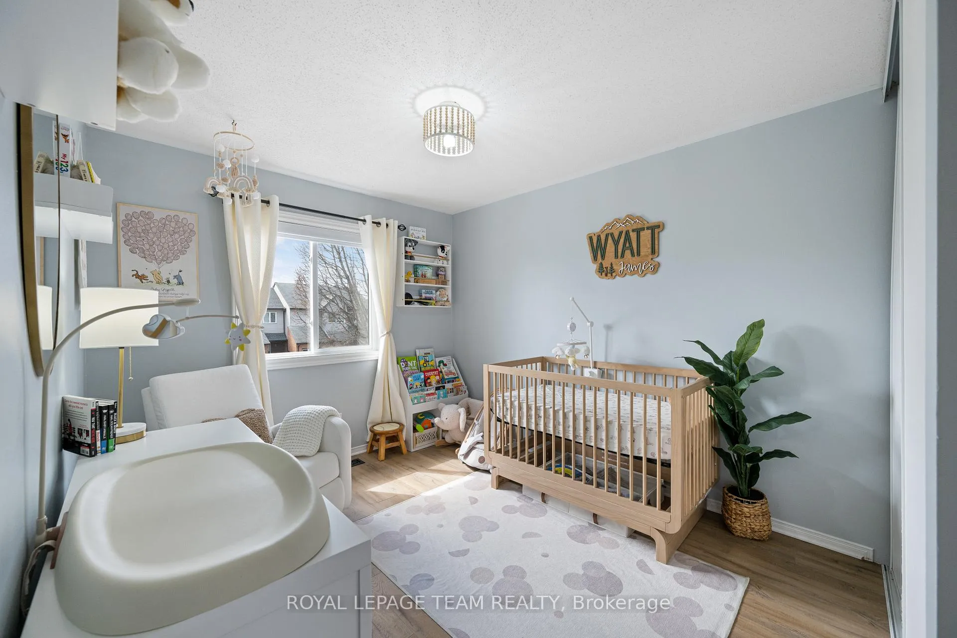 Photo 17 of 19 Armadale Crescent, Ottawa, Barrhaven - Cedargrove/Fraserdale — HOMEH