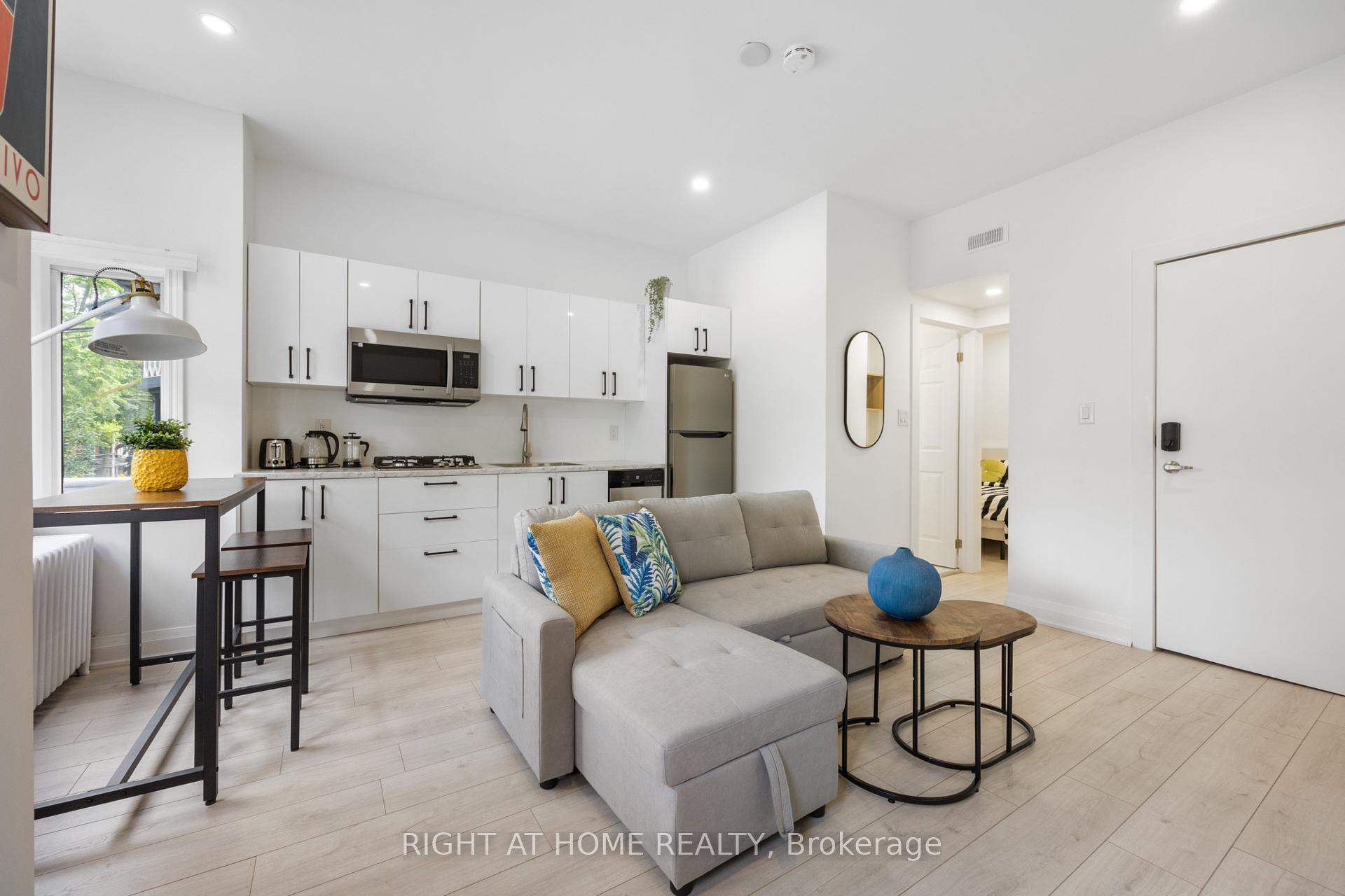 Photo 2 of Unit 2nd F, 344 Shaw Street, Toronto, Trinity-Bellwoods — HOMEH