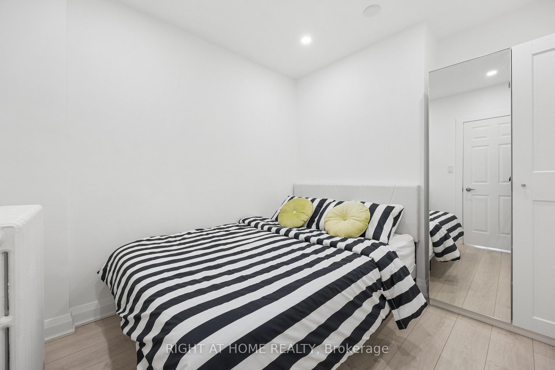 Photo 6 of Unit 2nd F, 344 Shaw Street, Toronto, Trinity-Bellwoods — HOMEH