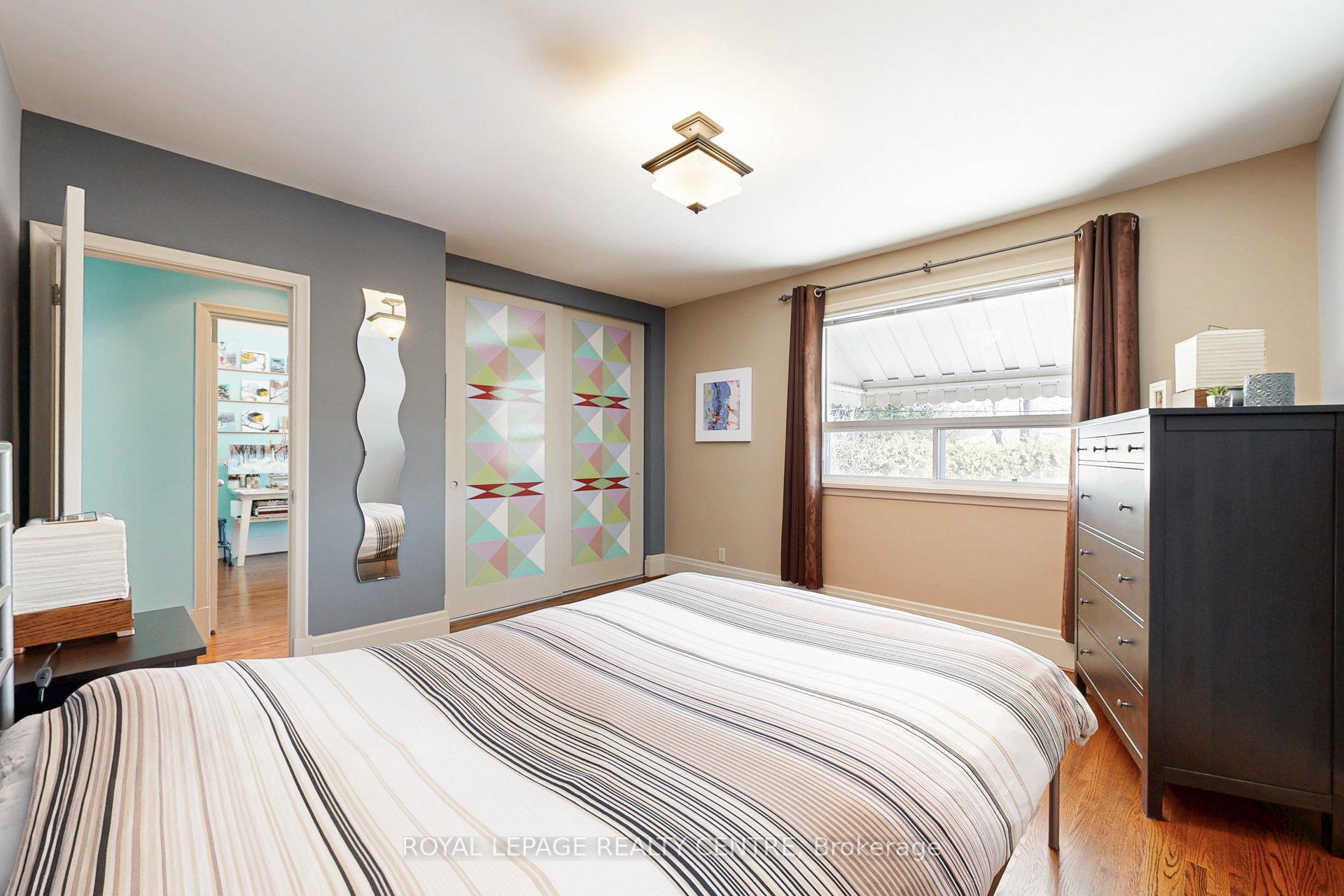 Photo 19 of 23 Templar Drive, Etobicoke, Kingsview Village-The Westway — HOMEH