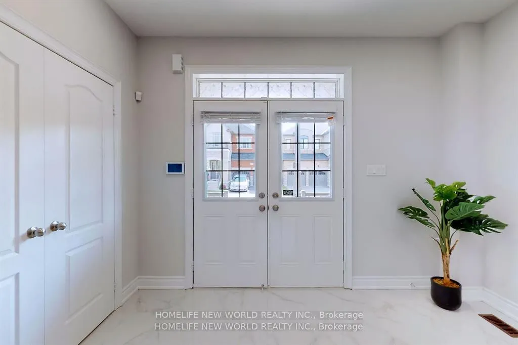 Photo 2 of 3099 Streamwood Passage, Oakville, Joshua Meadows — HOMEH