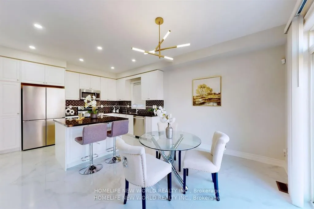 Photo 11 of 3099 Streamwood Passage, Oakville, Joshua Meadows — HOMEH