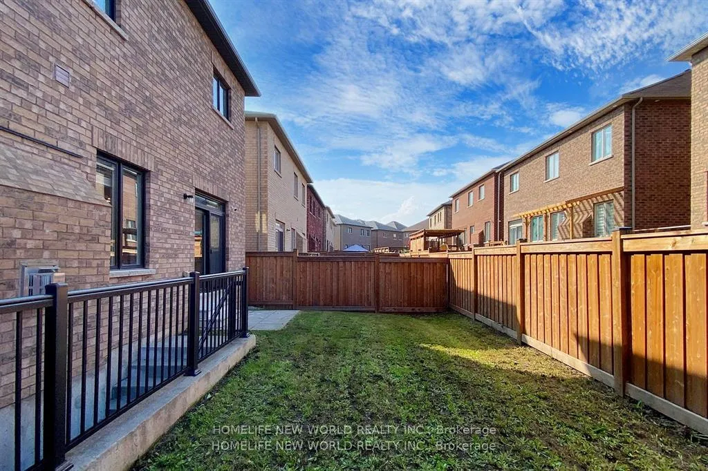 Photo 37 of 3099 Streamwood Passage, Oakville, Joshua Meadows — HOMEH