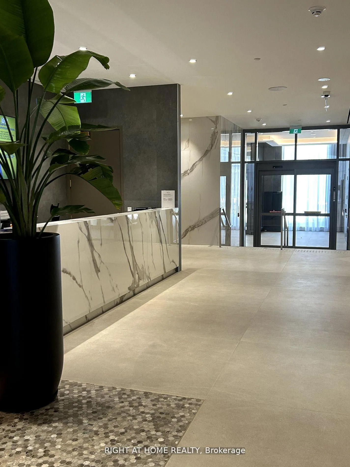Photo 6 of Unit 5207, 7890 Jane Street, Vaughan, Vaughan Corporate Centre — HOMEH