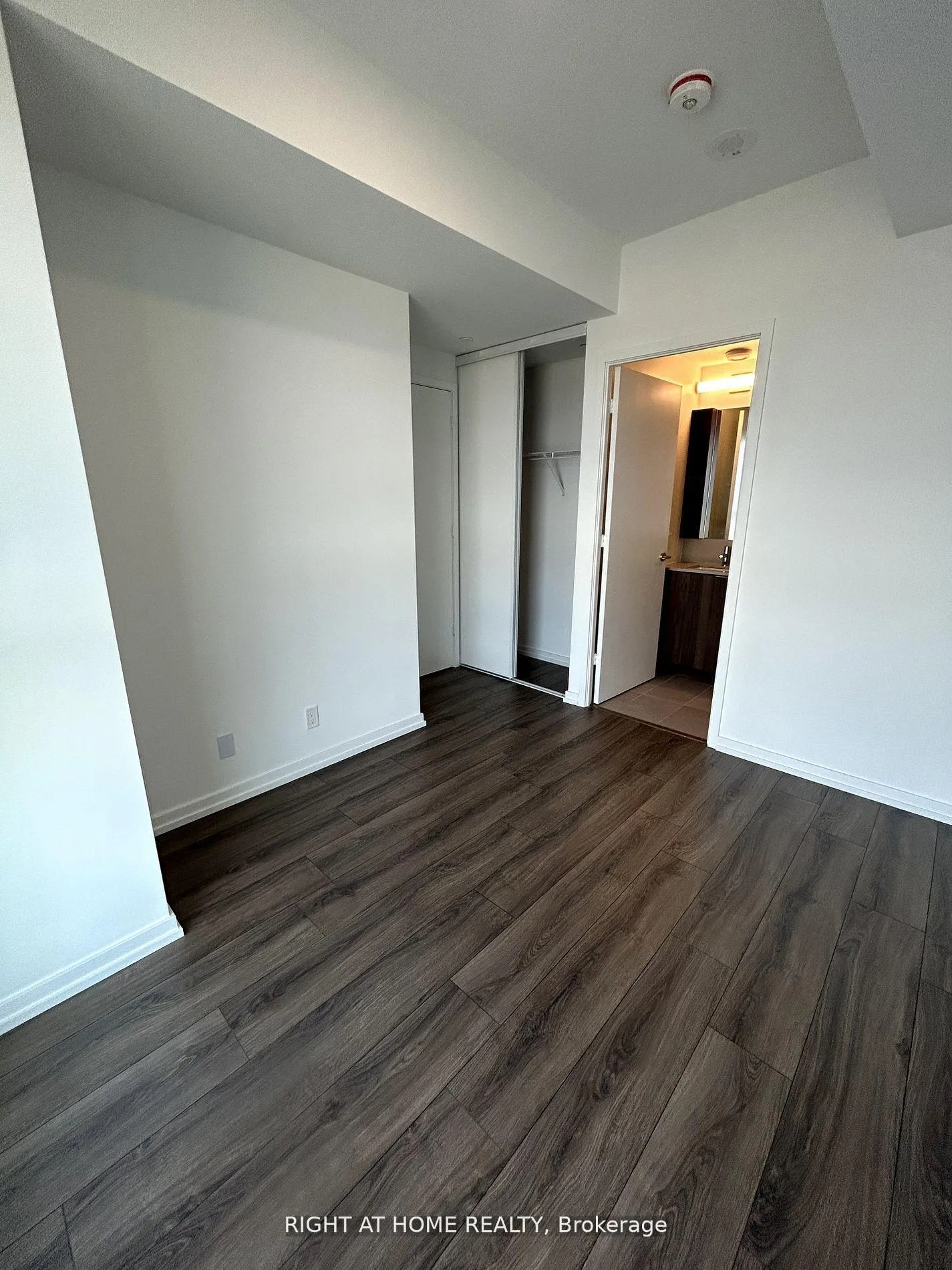Photo 21 of Unit 5207, 7890 Jane Street, Vaughan, Vaughan Corporate Centre — HOMEH