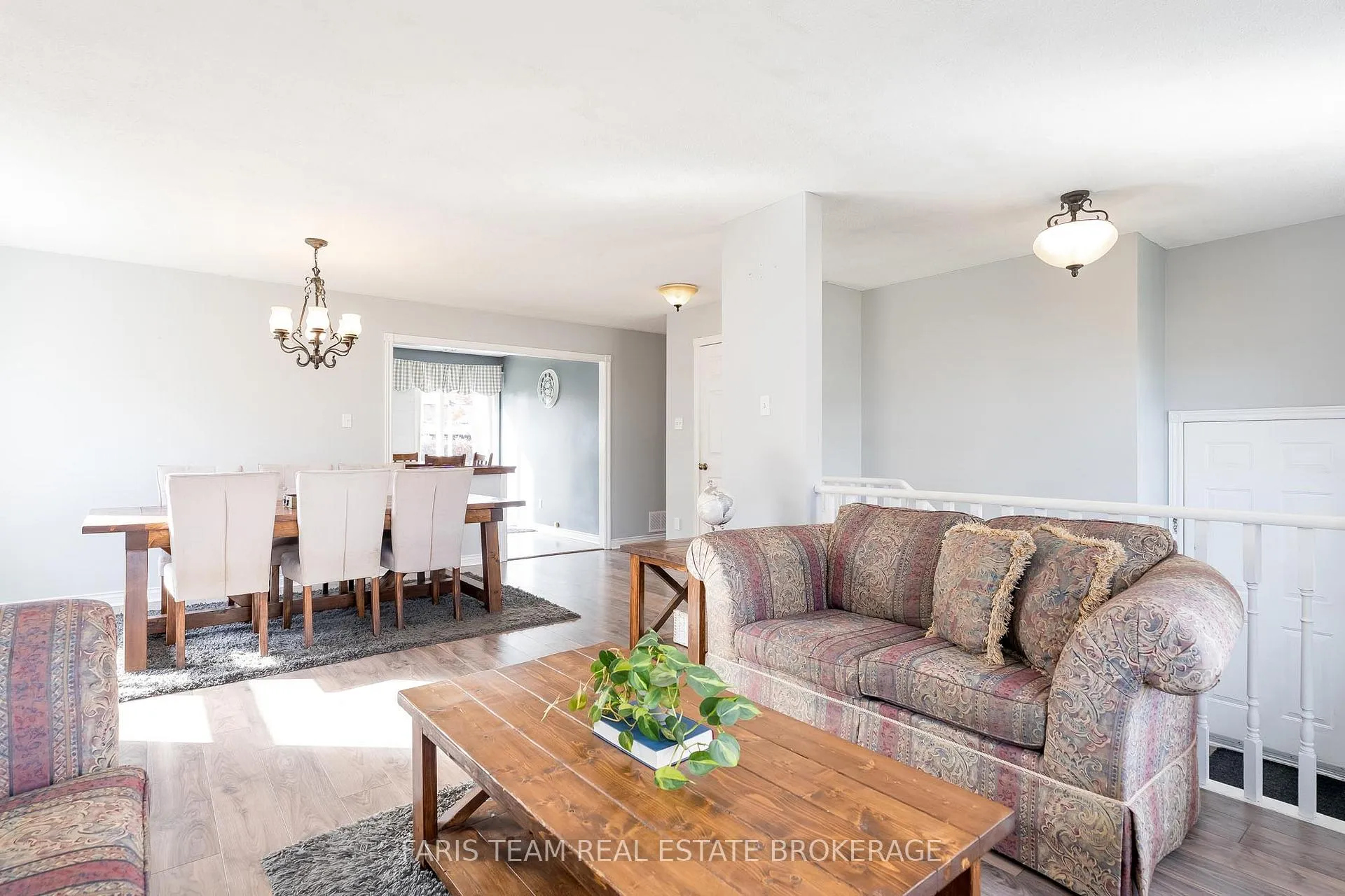 Photo 14 of 24 Marsellus Drive, Barrie, Holly — HOMEH