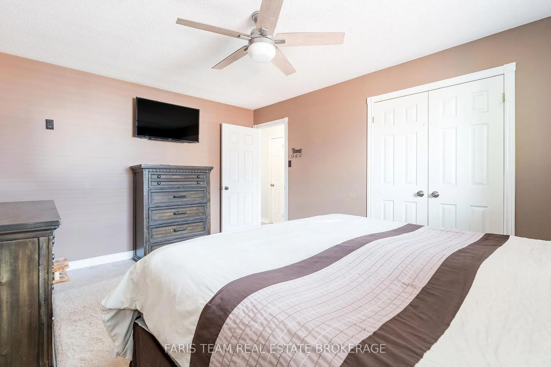 Photo 16 of 24 Marsellus Drive, Barrie, Holly — HOMEH