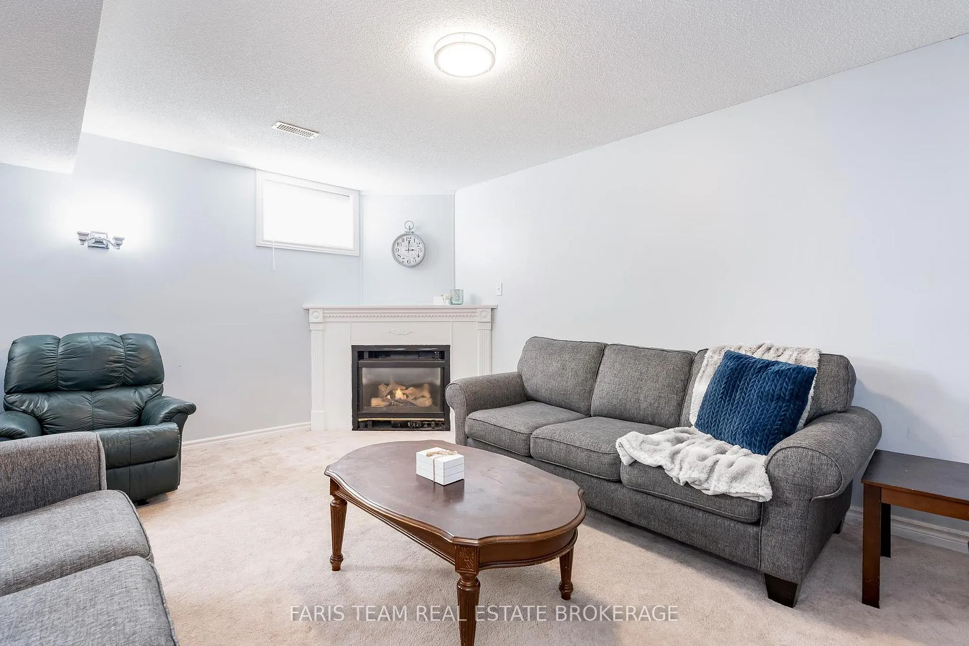 Photo 20 of 24 Marsellus Drive, Barrie, Holly — HOMEH