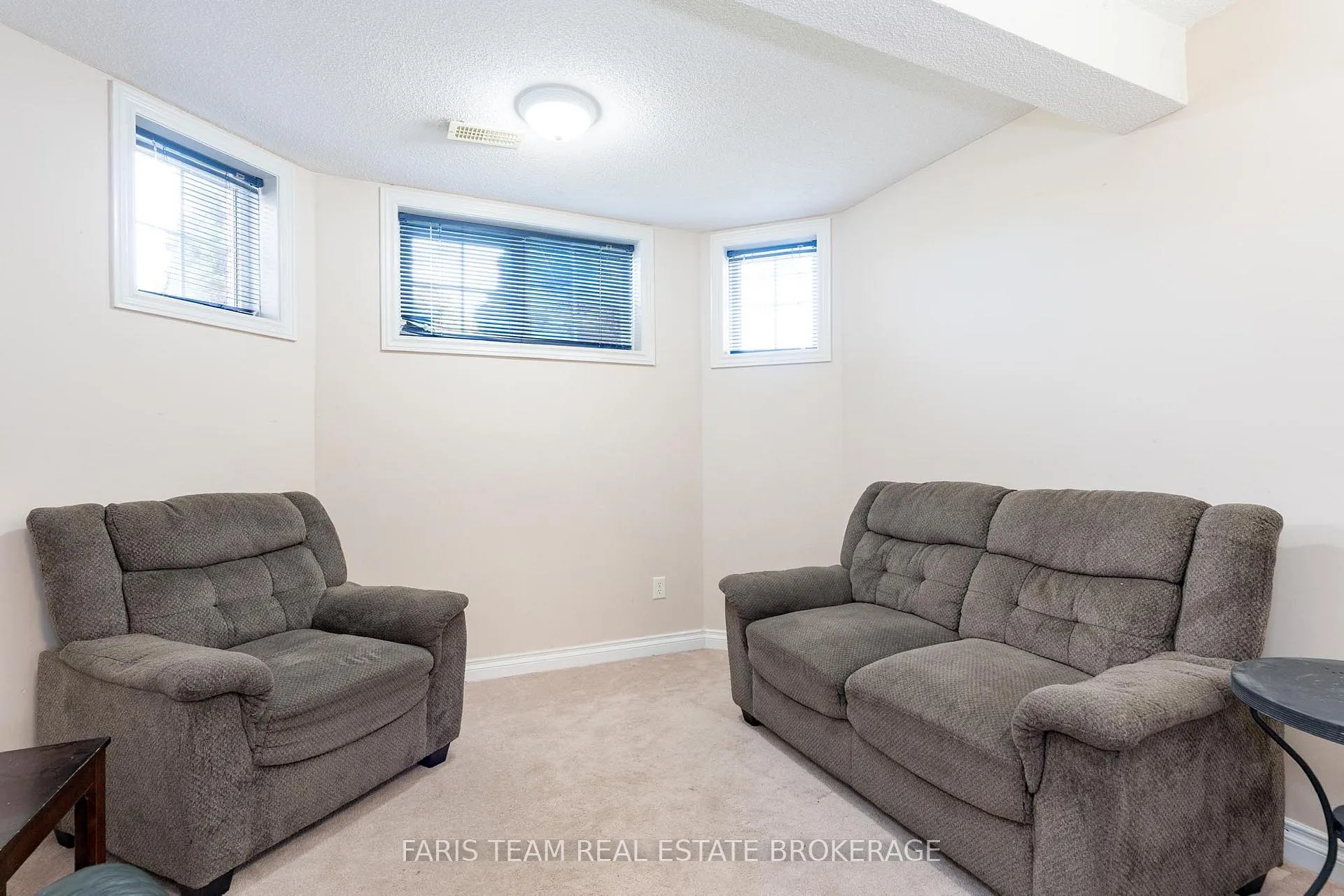 Photo 22 of 24 Marsellus Drive, Barrie, Holly — HOMEH