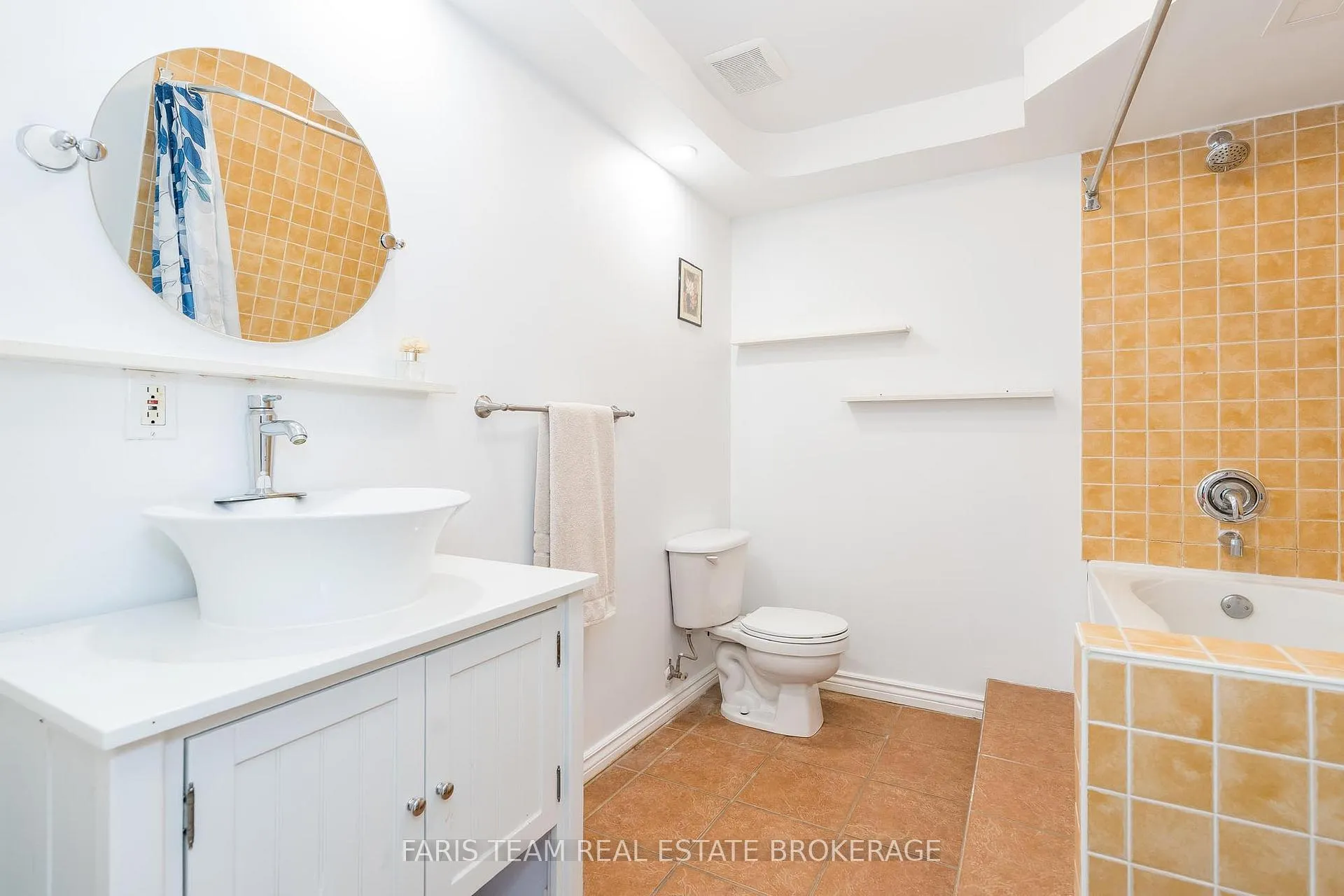 Photo 25 of 24 Marsellus Drive, Barrie, Holly — HOMEH