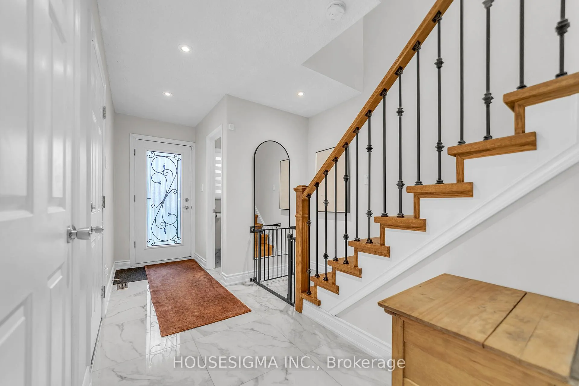 Photo 7 of 353 Brownridge Drive, Vaughan, Brownridge — HOMEH