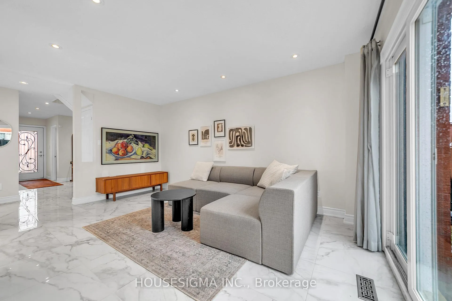Photo 16 of 353 Brownridge Drive, Vaughan, Brownridge — HOMEH