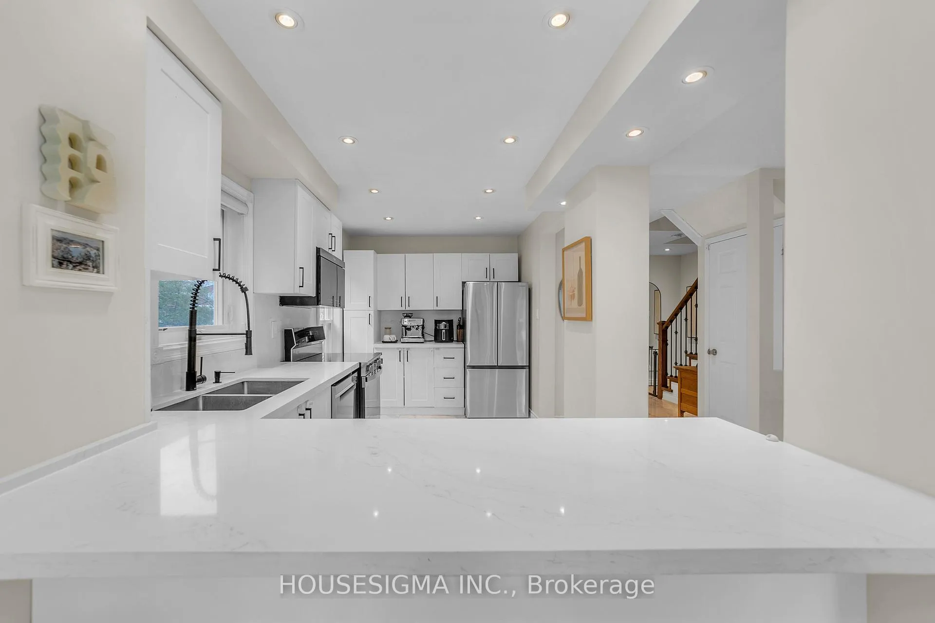 Photo 18 of 353 Brownridge Drive, Vaughan, Brownridge — HOMEH
