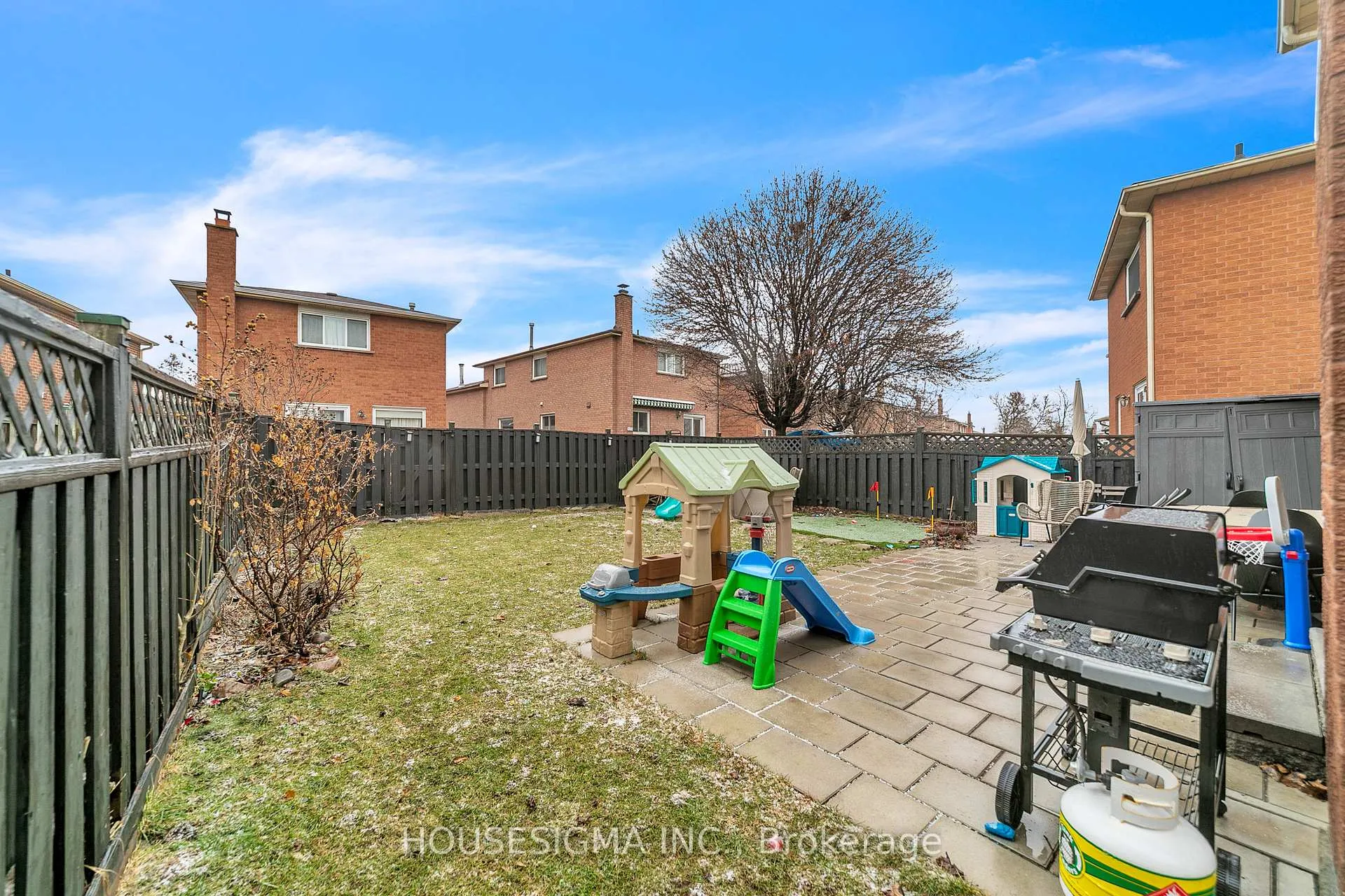 Photo 40 of 353 Brownridge Drive, Vaughan, Brownridge — HOMEH