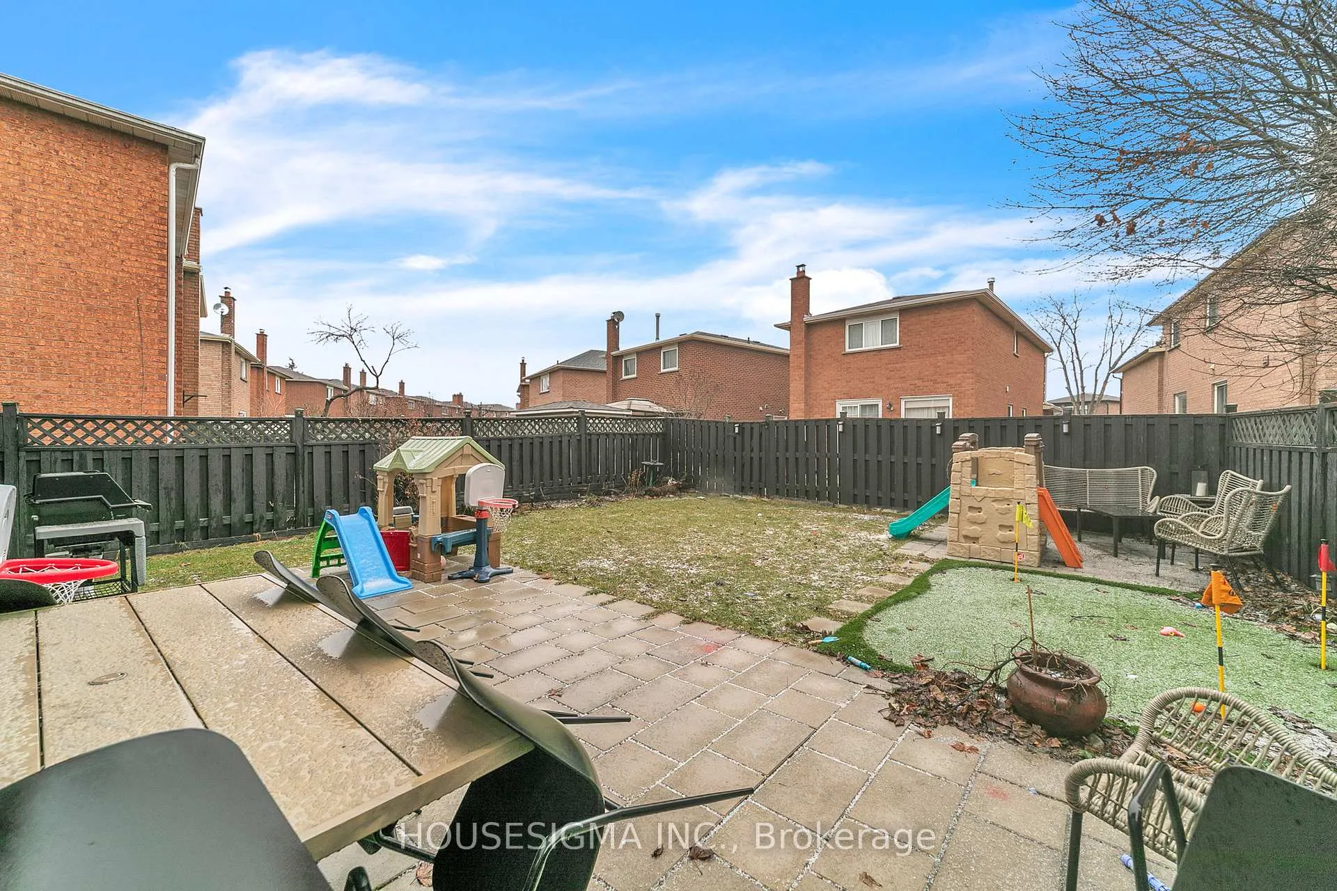 Photo 42 of 353 Brownridge Drive, Vaughan, Brownridge — HOMEH