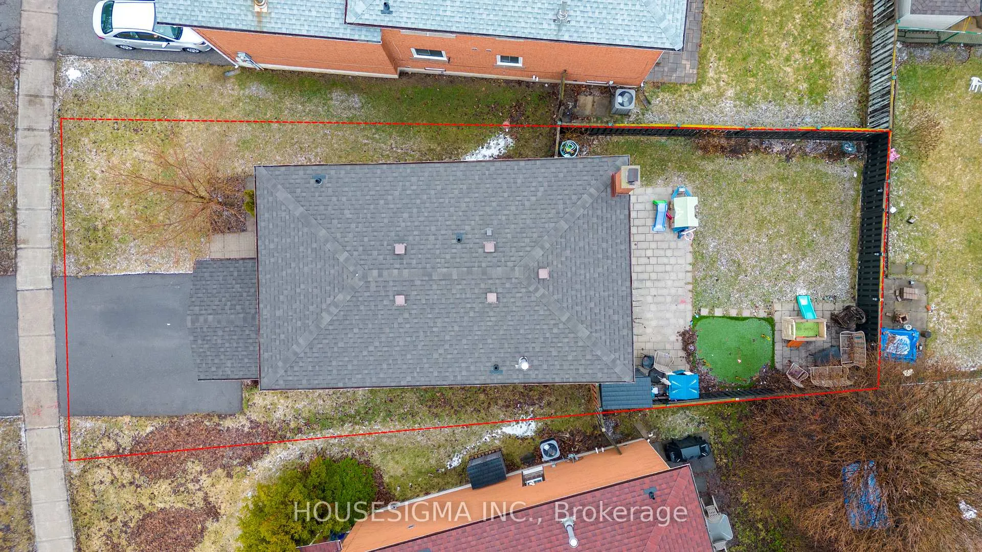 Photo 47 of 353 Brownridge Drive, Vaughan, Brownridge — HOMEH