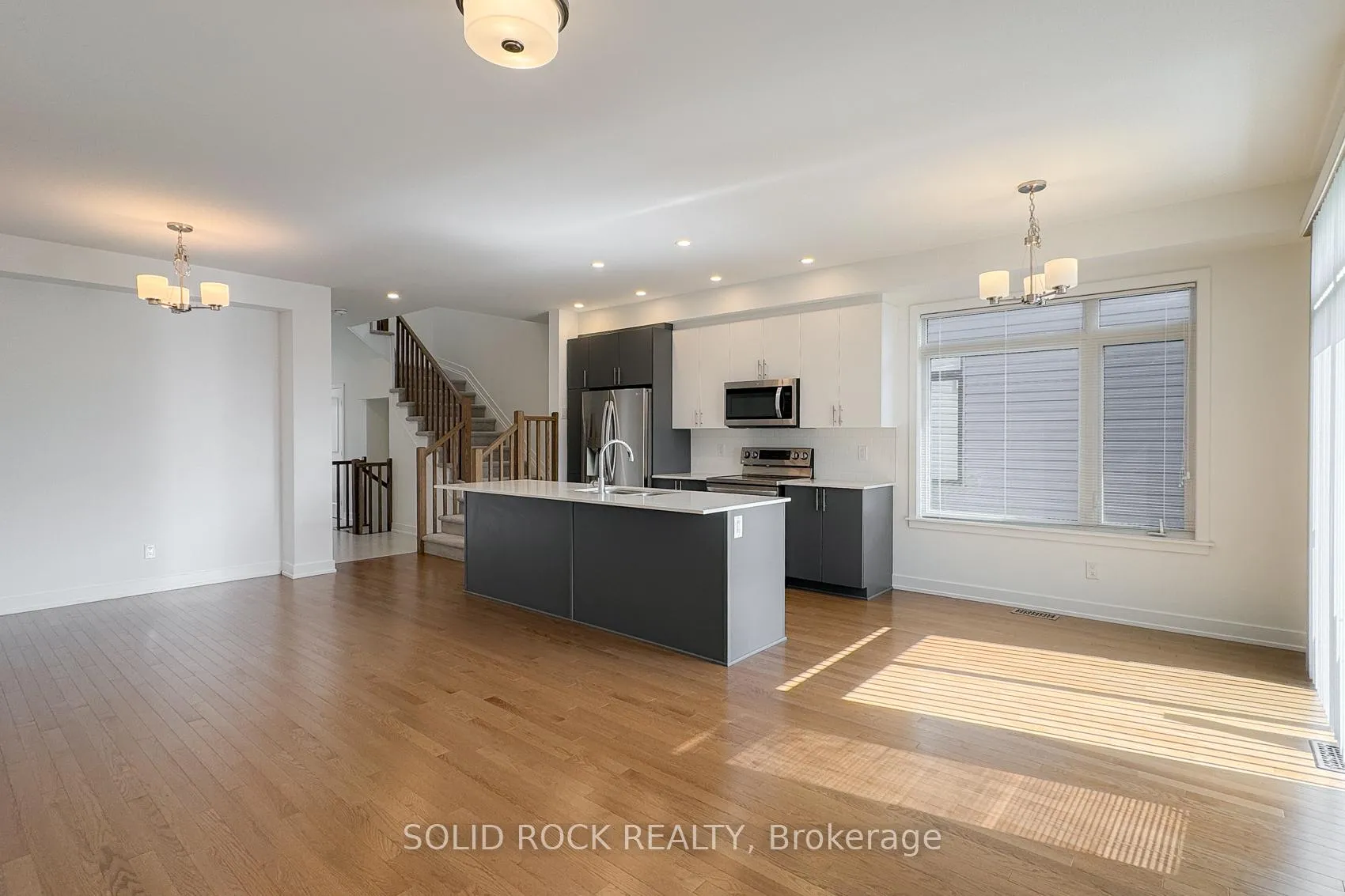 Photo 108 of 889 Solarium Avenue, Ottawa, Riverside South/Gloucester Glen — HOMEH