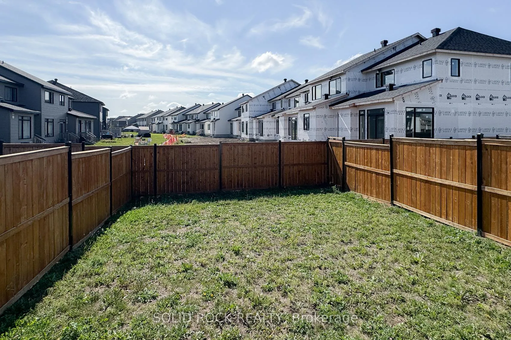 Photo 300 of 889 Solarium Avenue, Ottawa, Riverside South/Gloucester Glen — HOMEH