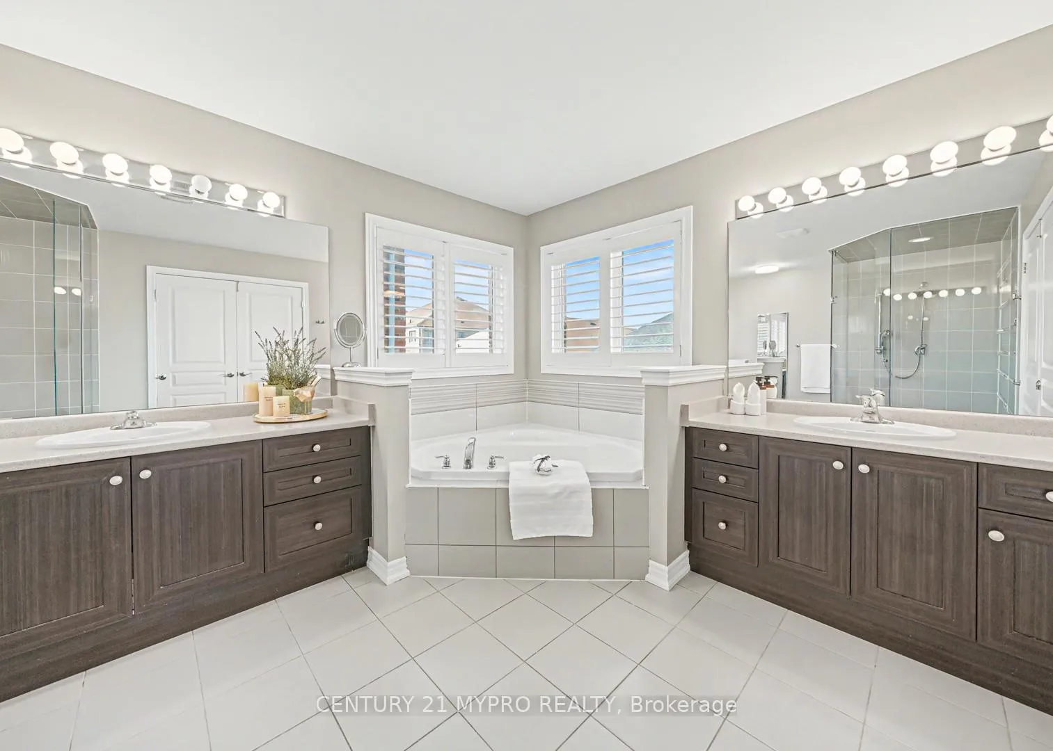 Photo 21 of 87 Fred Mclaren Boulevard, Markham, Wismer — HOMEH