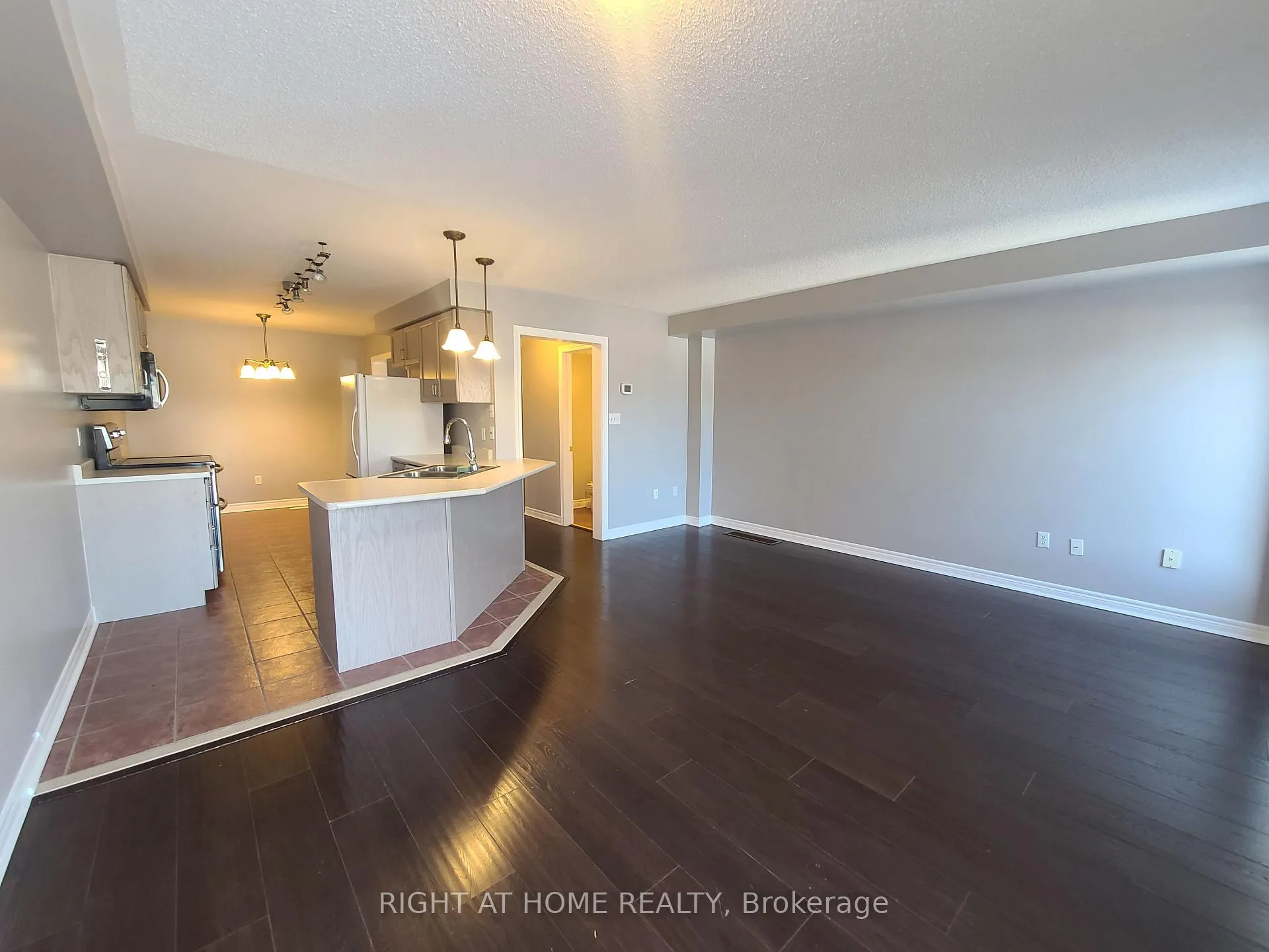 Photo 68 of 99 Snedden Avenue, Aurora, Bayview Wellington — HOMEH